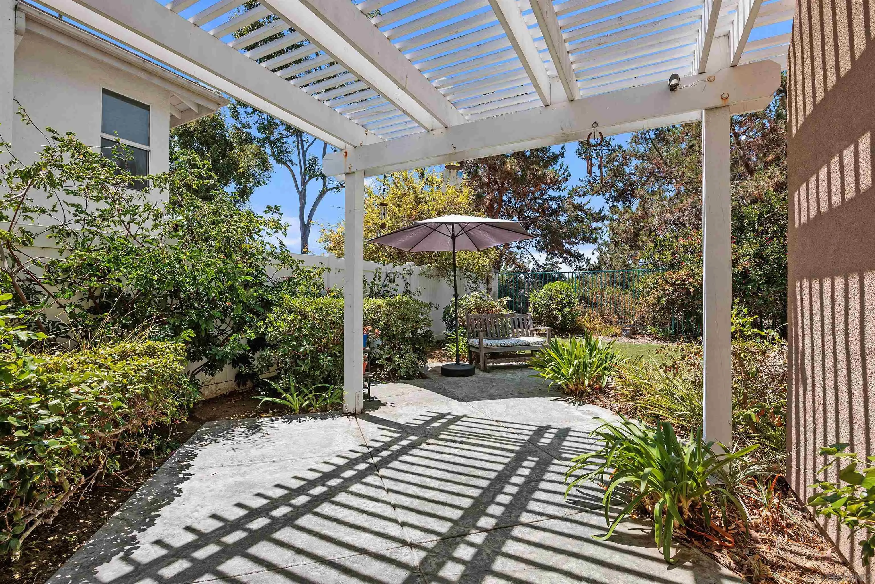 https://cdn.realtyfeed.com/cdn/127/250036272/876eb30c4b7cc350c173850bd320f00b.webp