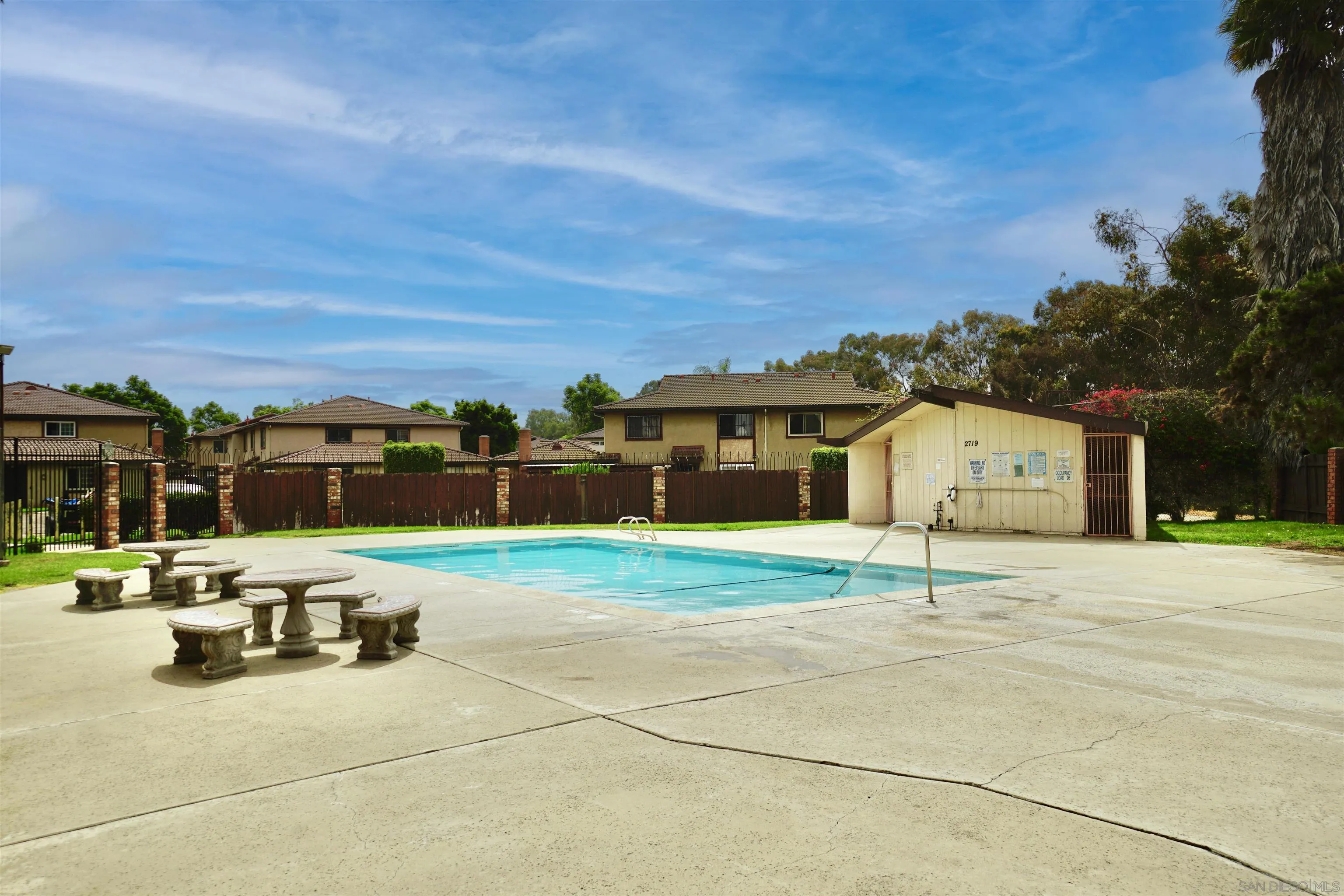https://cdn.realtyfeed.com/cdn/127/250036273/0e241f8c144de4de5ad644c4dc3db3b7.webp