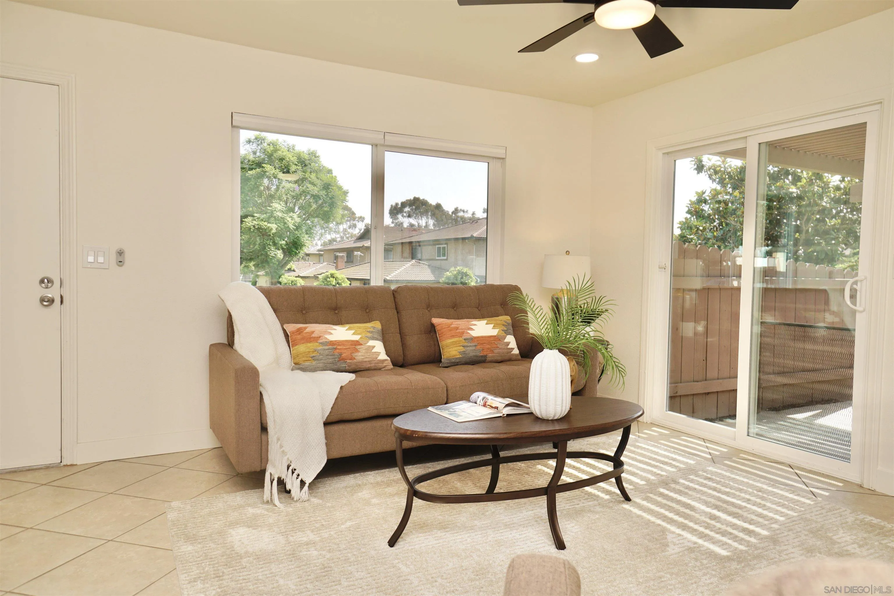 https://cdn.realtyfeed.com/cdn/127/250036273/f1f875c44de2f2fe89ec8b2472018f84.webp