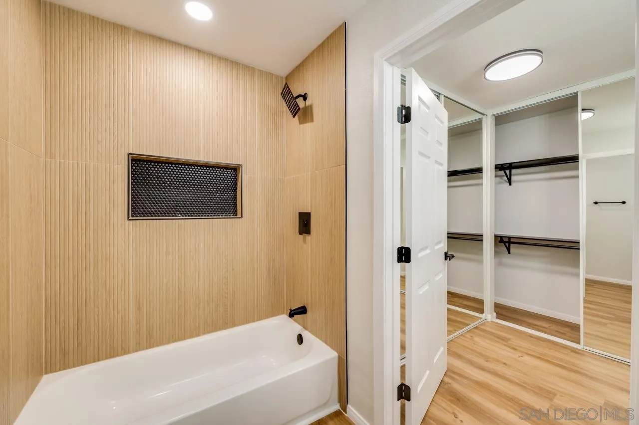 https://cdn.realtyfeed.com/cdn/127/250036276/15f563530ff59251332a0ab9e6b9f914.webp