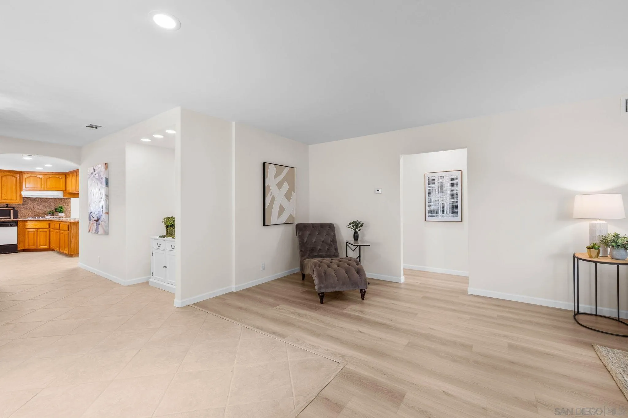 https://cdn.realtyfeed.com/cdn/127/250036278/6dc531ad616666ad9ae380b6a332fea7.webp