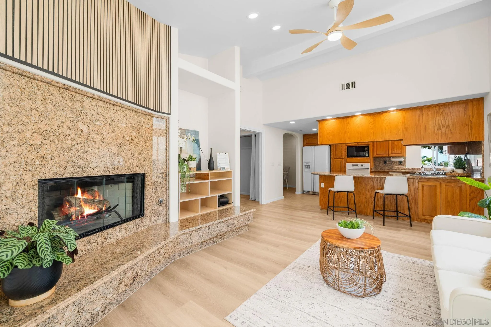 https://cdn.realtyfeed.com/cdn/127/250036278/d8da81bd47c17008c90ed71c68c4ffbf.webp