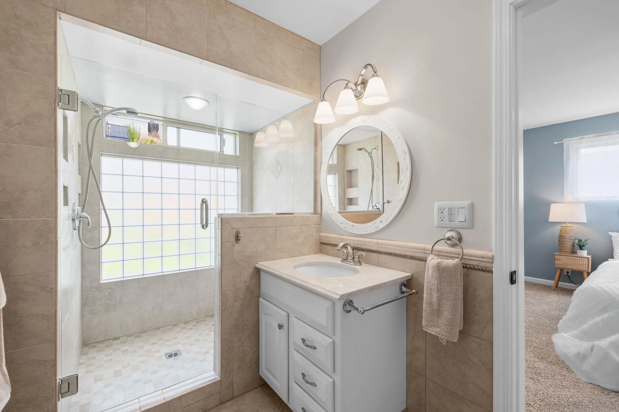 https://cdn.realtyfeed.com/cdn/127/250036278/fa81267b600c388099aefc27a18717d7.webp