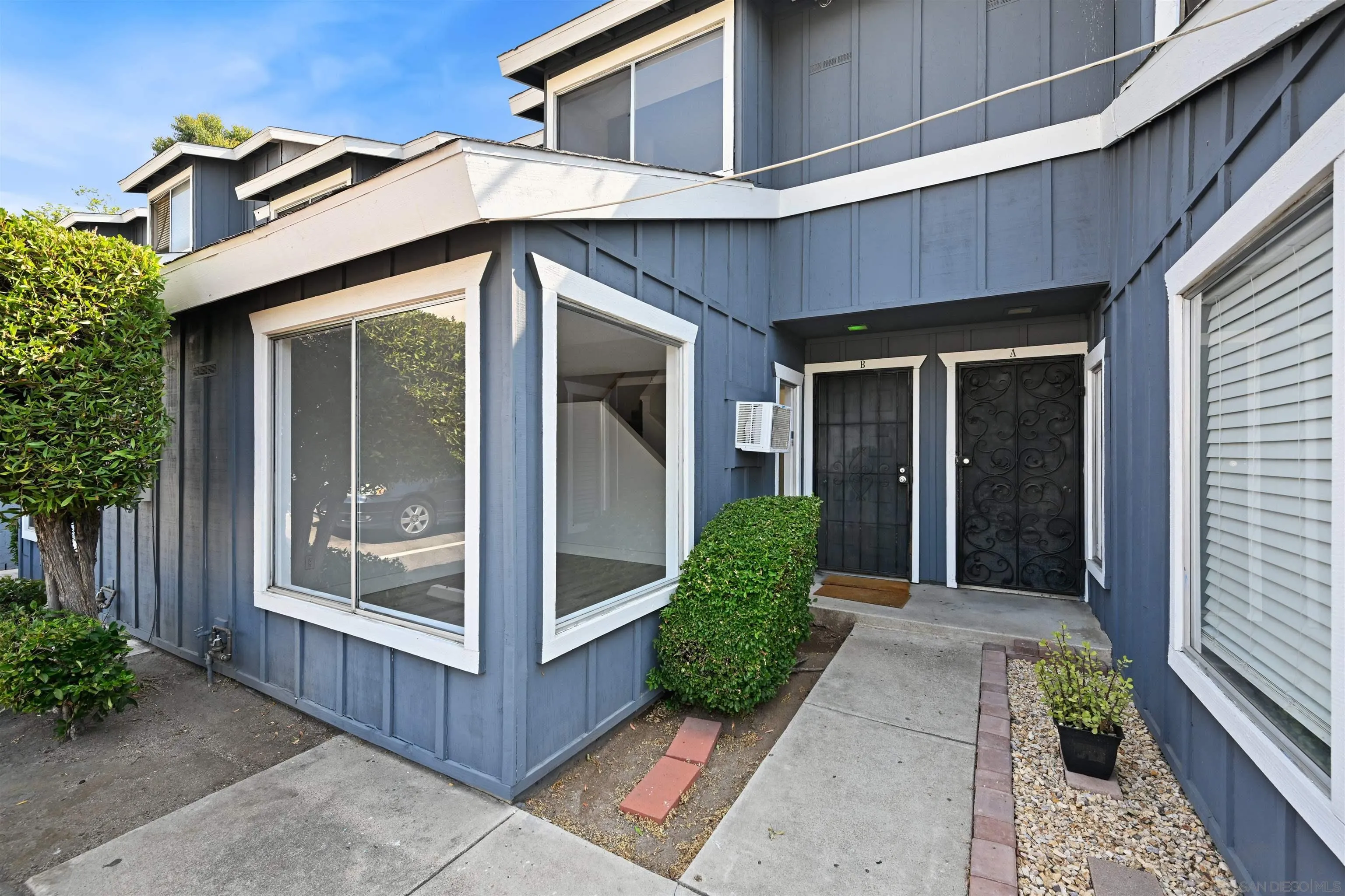 https://cdn.realtyfeed.com/cdn/127/250036282/28f4a7966c7db846199a8d123904e4d4.webp