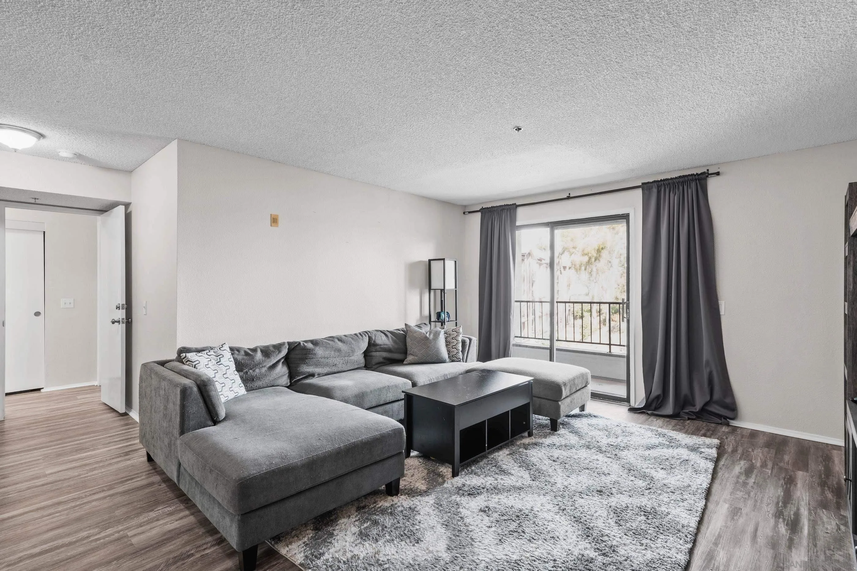 https://cdn.realtyfeed.com/cdn/127/250036285/4f4985e56e257c17b07eedd09aa5ce59.webp