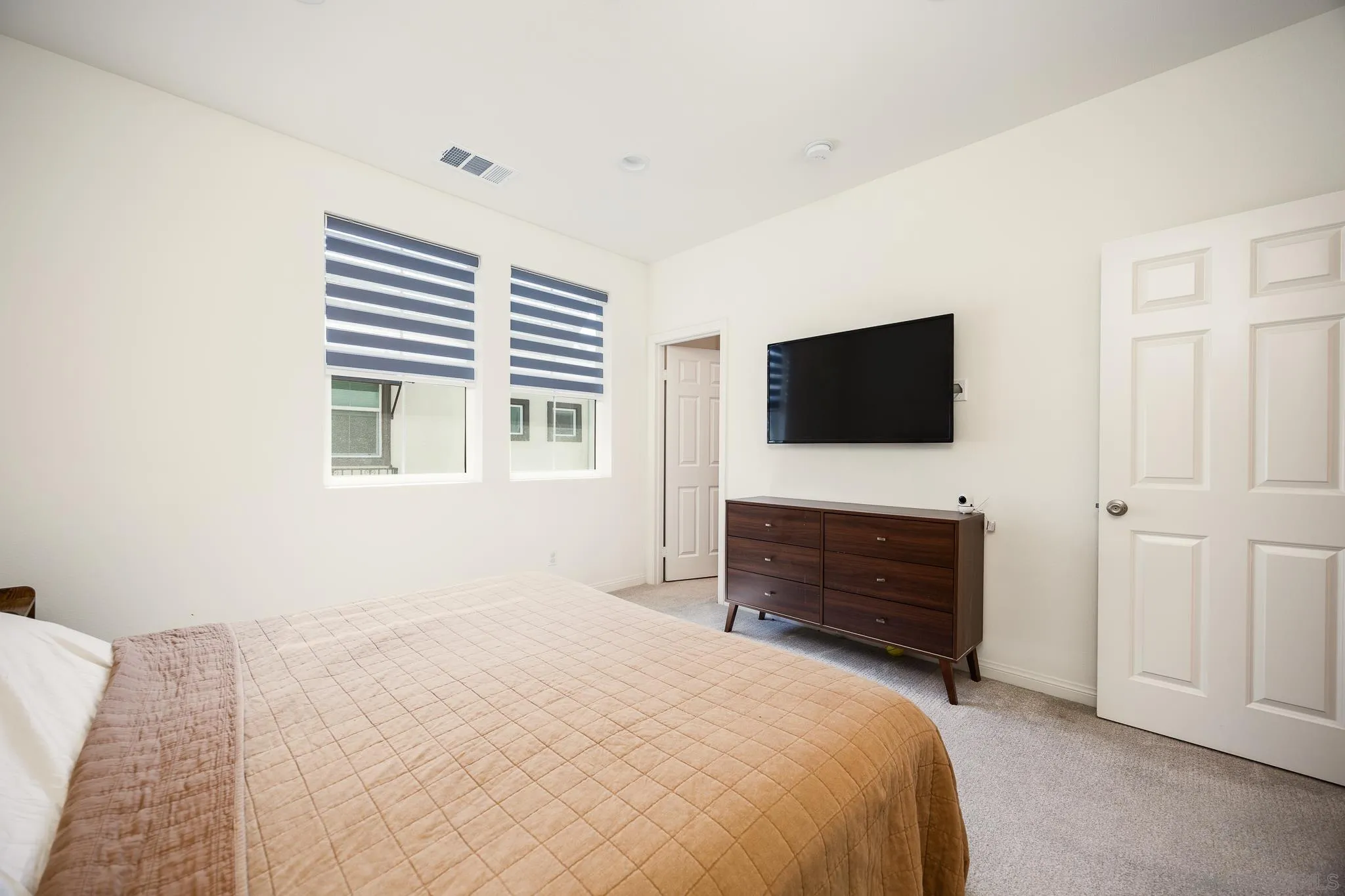 Photo #15: 250036286 Listing: Photo #15