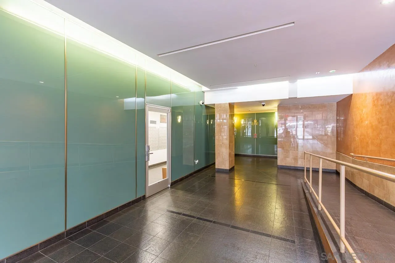Photo #8: 250036288 Listing: Photo #8