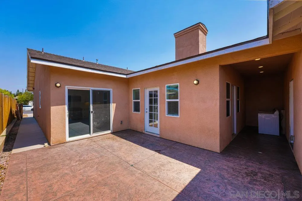 https://cdn.realtyfeed.com/cdn/127/250036289/6286e12cc42da9136484740d0be4d1dc.webp