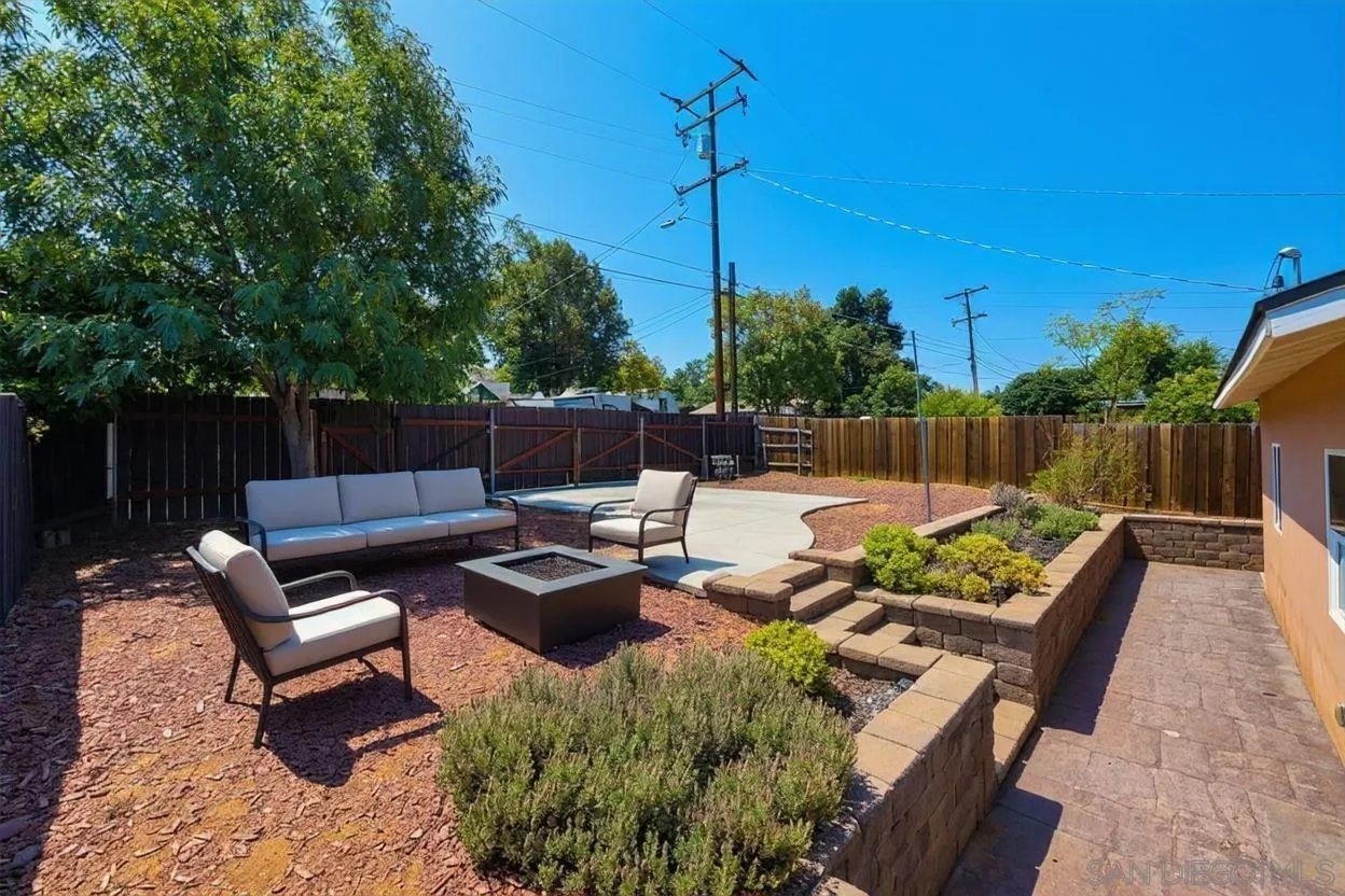 https://cdn.realtyfeed.com/cdn/127/250036289/924168629d170a109e65f5f52a0ae63c.webp