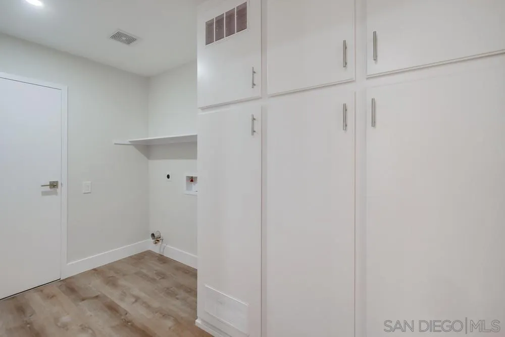 Photo #38: 250036291 Listing: Photo #38