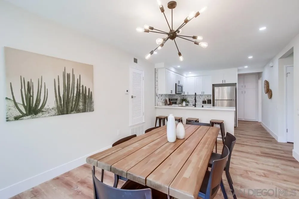 https://cdn.realtyfeed.com/cdn/127/250036291/c2ce8349cc984d21d3621a7171c00ad7.webp