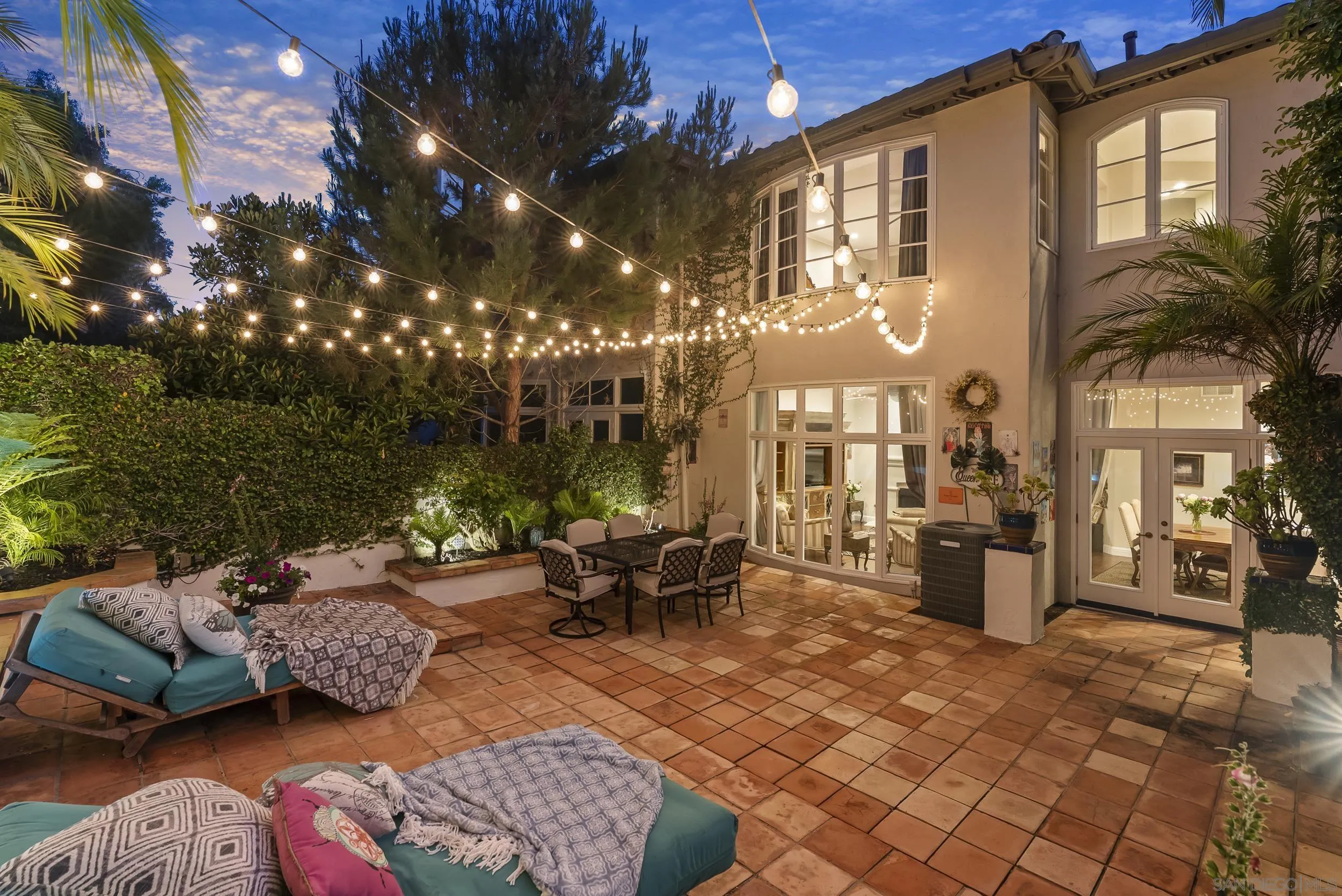 Photo #2: 250036292 Listing 