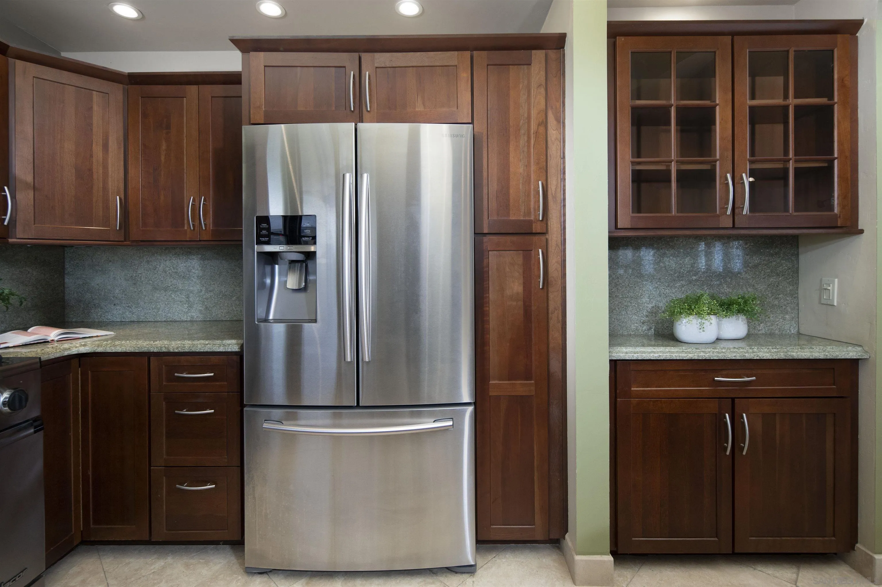 https://cdn.realtyfeed.com/cdn/127/250036293/ccbd018199f9e0b9561c0fc08fb9594c.webp