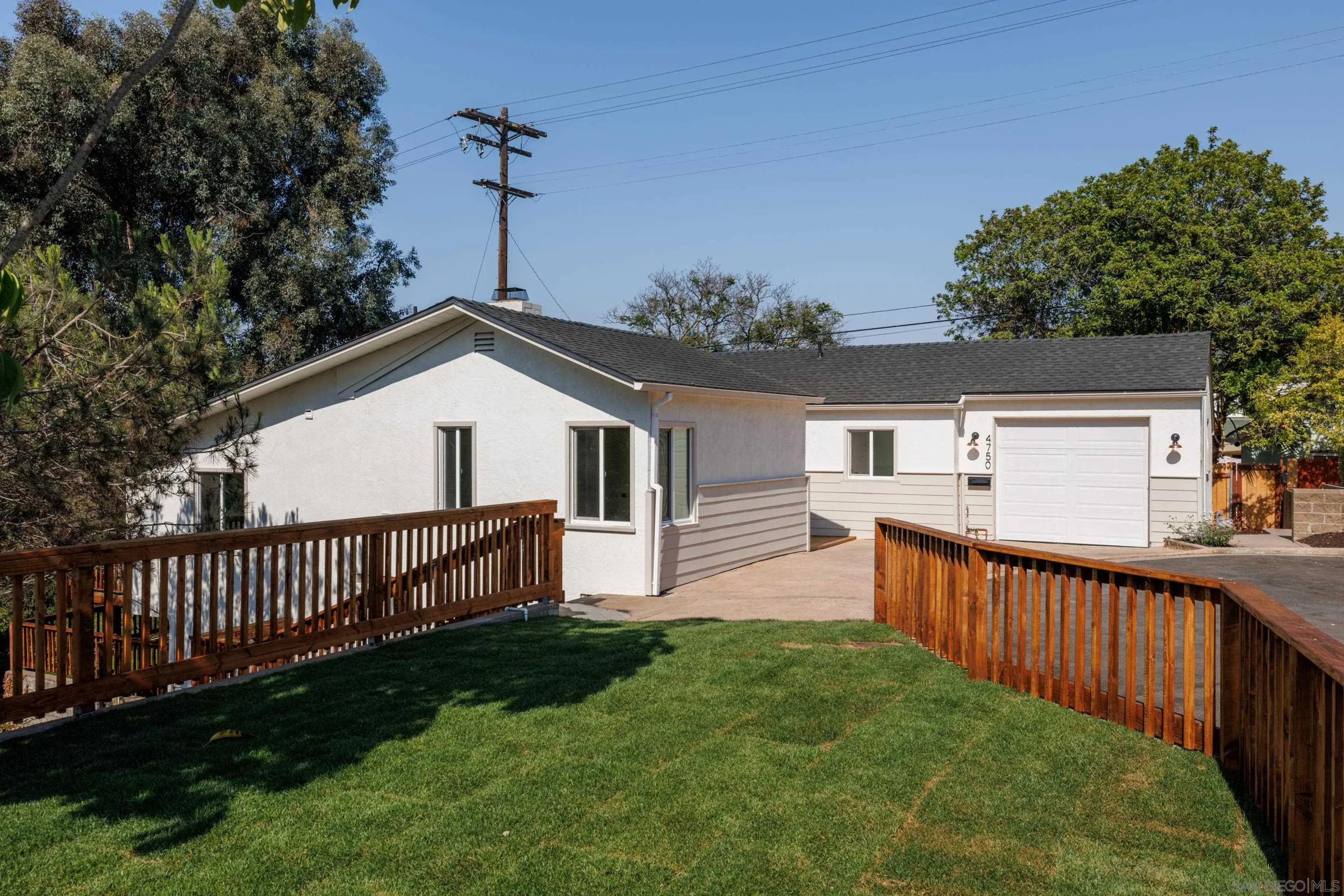 https://cdn.realtyfeed.com/cdn/127/250036294/6a17f92f1183366adb4a3b245b64392e.webp