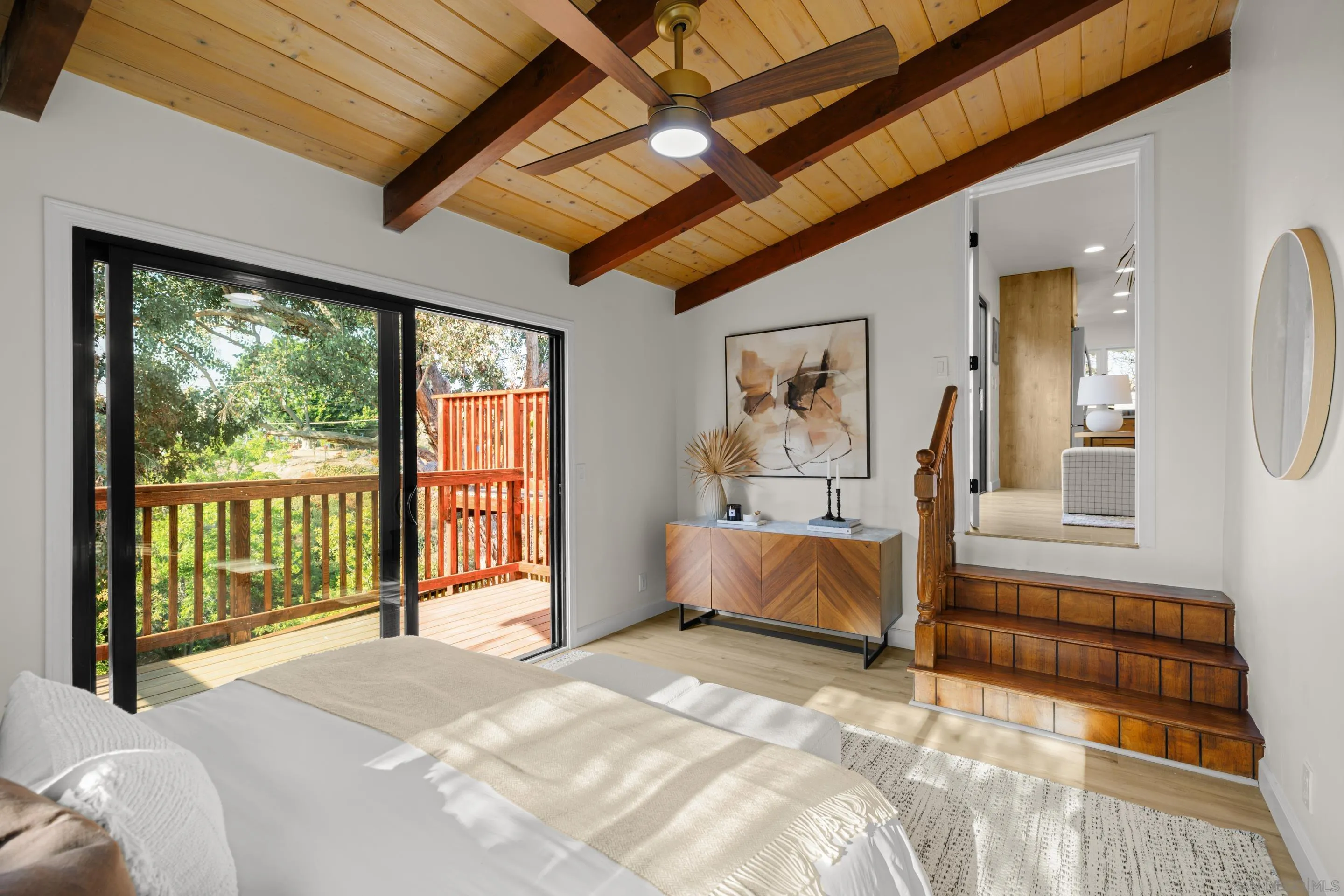 https://cdn.realtyfeed.com/cdn/127/250036294/9f6d48110686024b75f9ab32ee0e0e26.webp