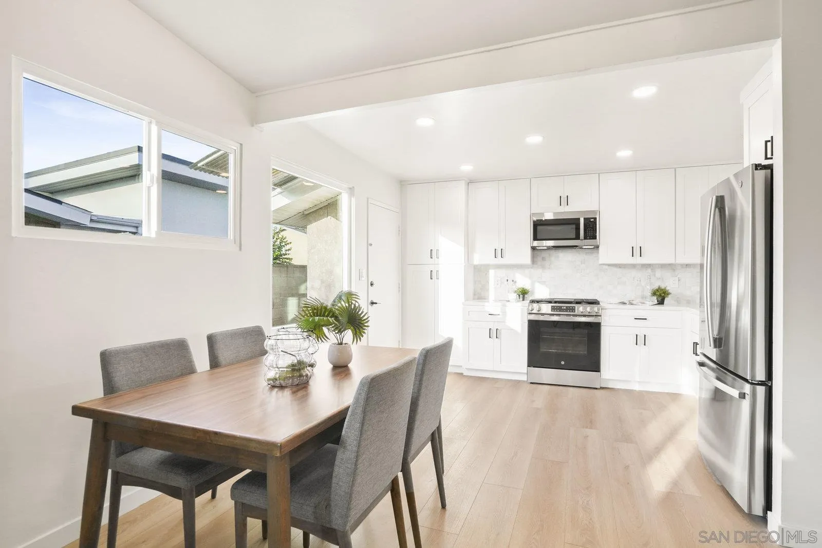 https://cdn.realtyfeed.com/cdn/127/250036296/4d1cd35716e75c8b79b7db49be3d3982.webp