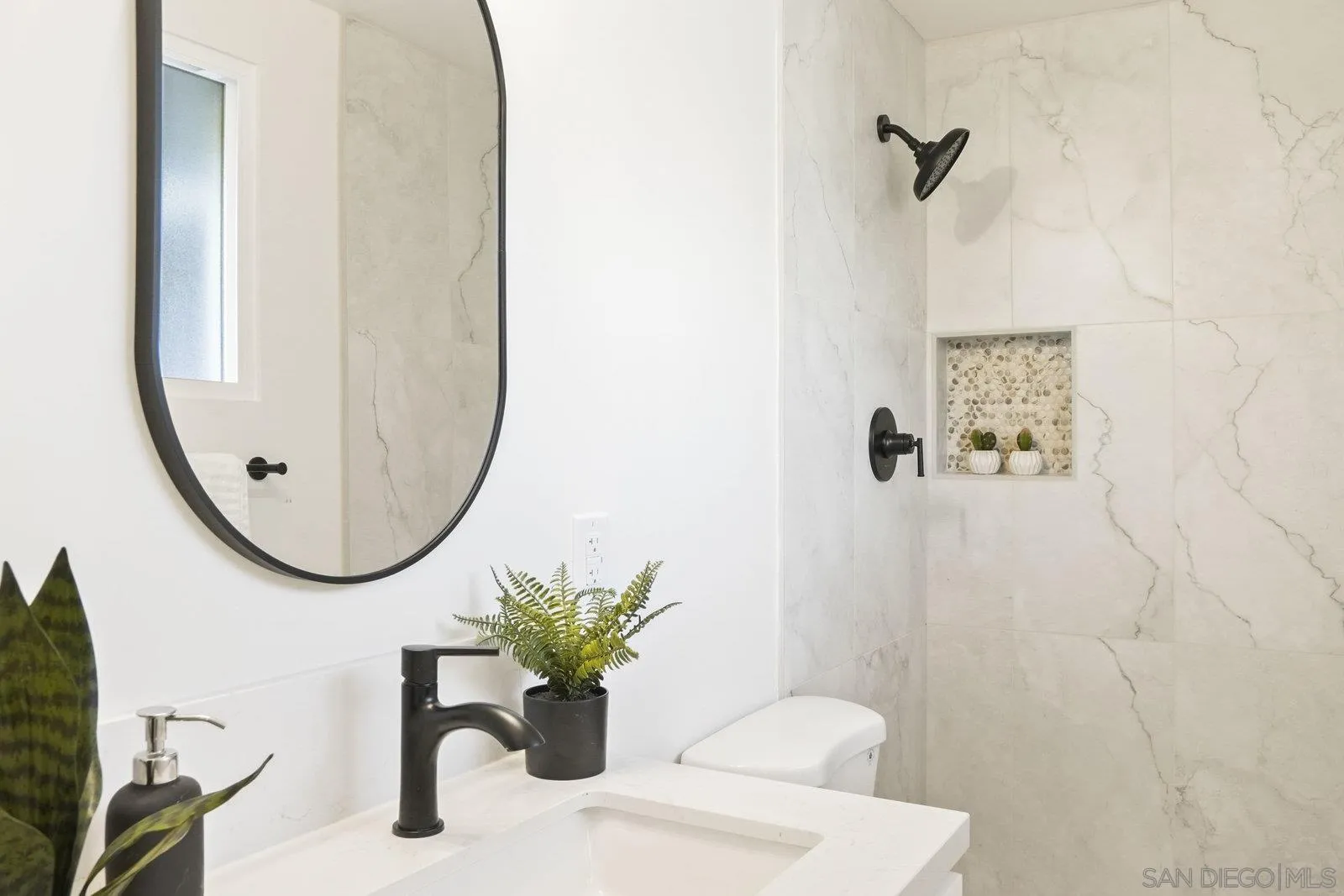 https://cdn.realtyfeed.com/cdn/127/250036296/7cf81858a4511f49e368d6dbba11037c.webp