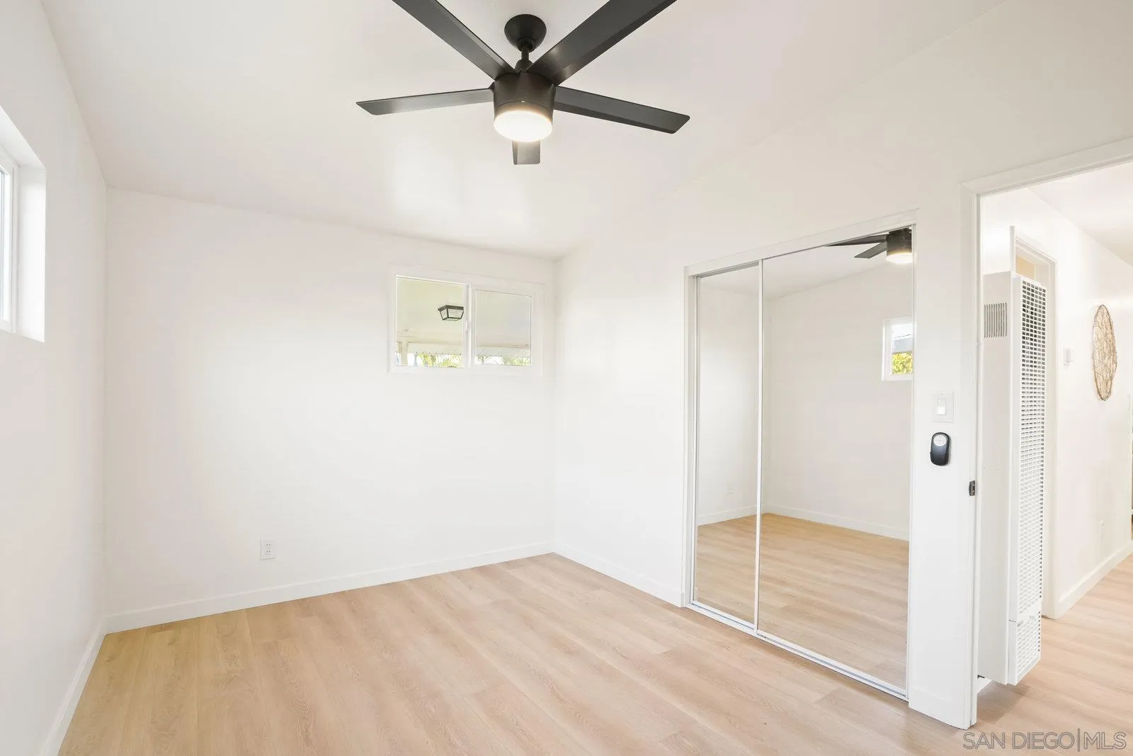 https://cdn.realtyfeed.com/cdn/127/250036296/9847707351ad5a2c5eac18a1d14c3843.webp