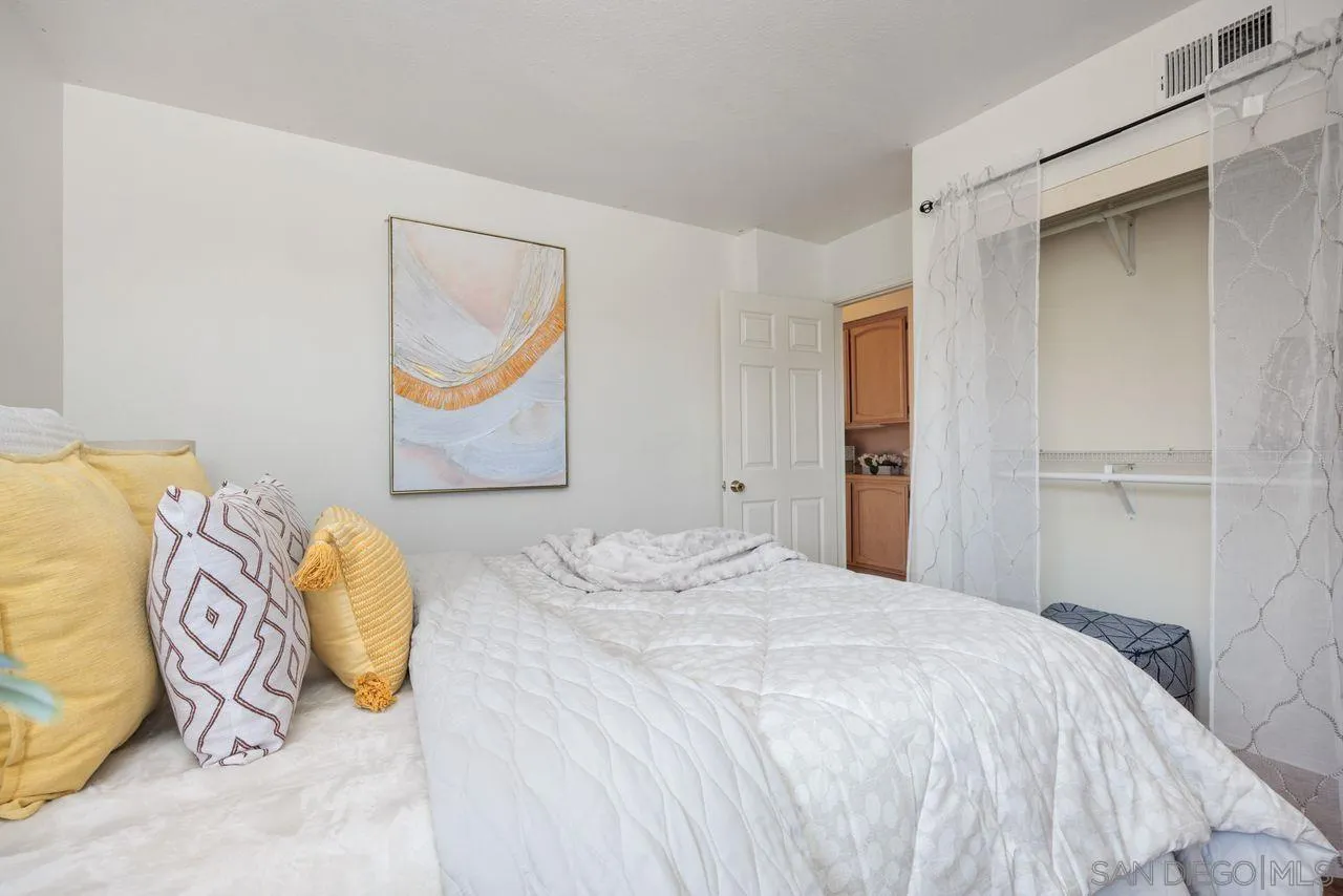 https://cdn.realtyfeed.com/cdn/127/250036298/576d5282738ae11cf2f7cce5c93fea43.webp