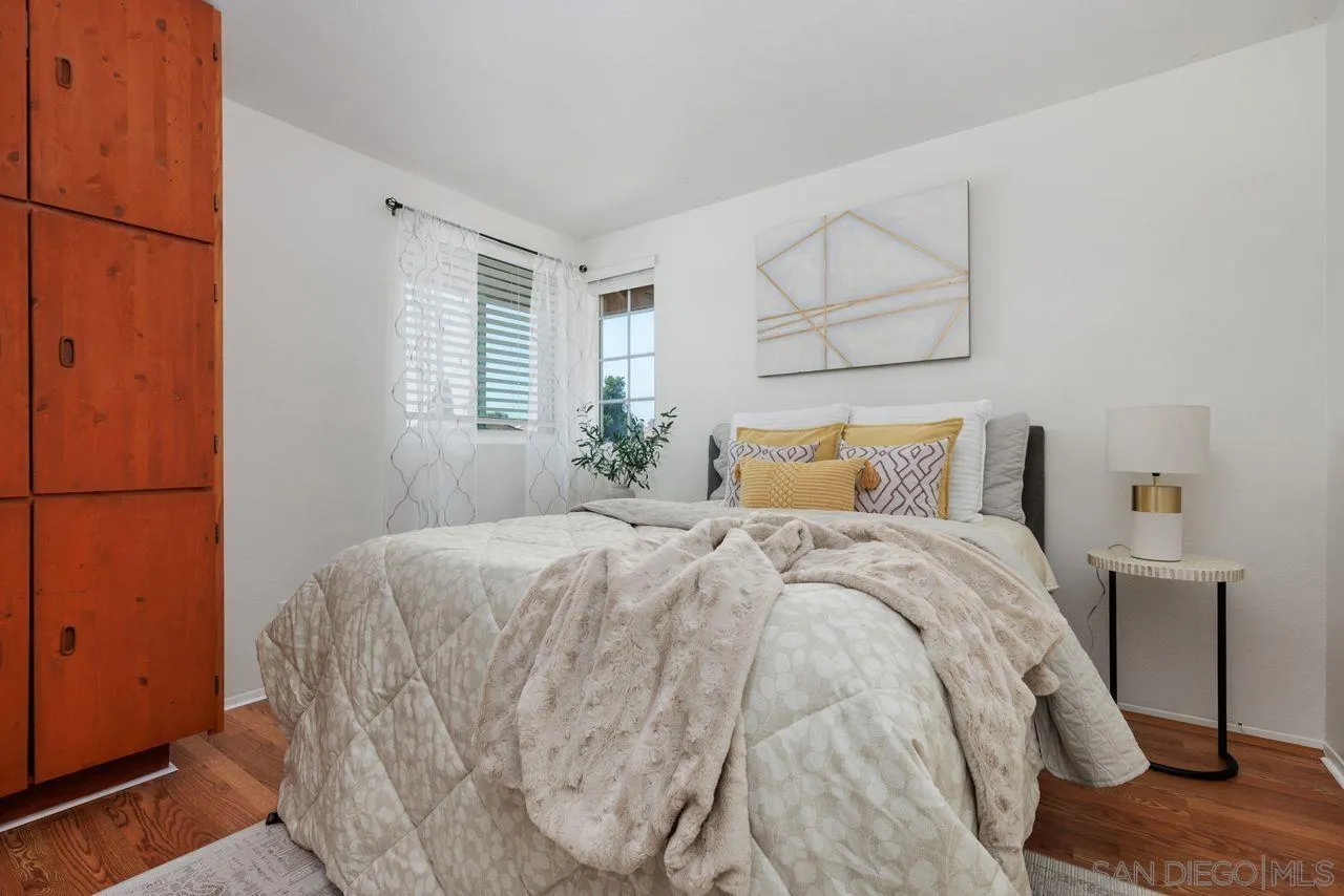 https://cdn.realtyfeed.com/cdn/127/250036298/a989edc24c81afef53b2bb9c40b4f463.webp