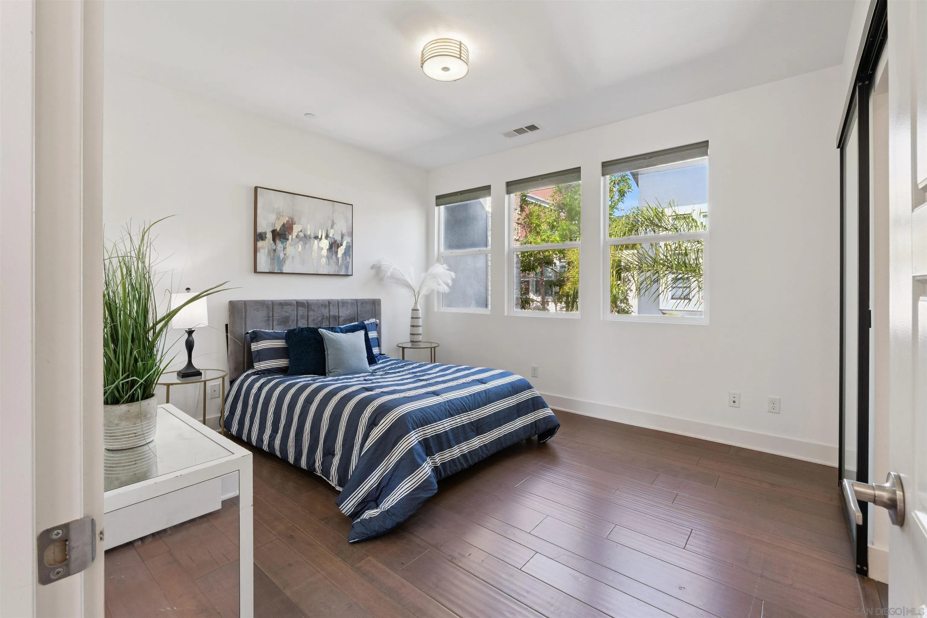 Photo #16: 250036302 Listing: Photo #16