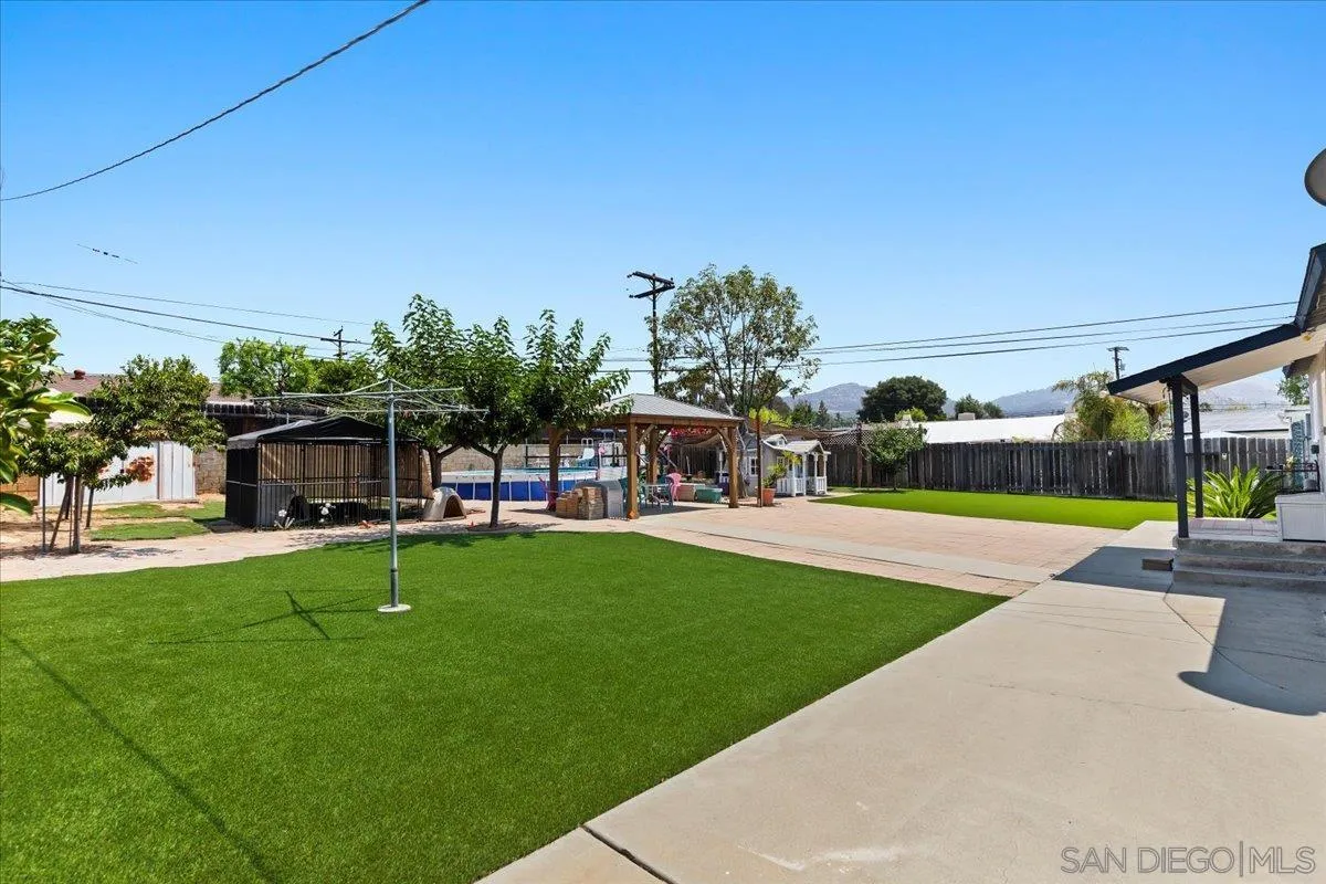 https://cdn.realtyfeed.com/cdn/127/250036305/16ab3354ffb26652d9c8c4fb0b4fc1d4.webp
