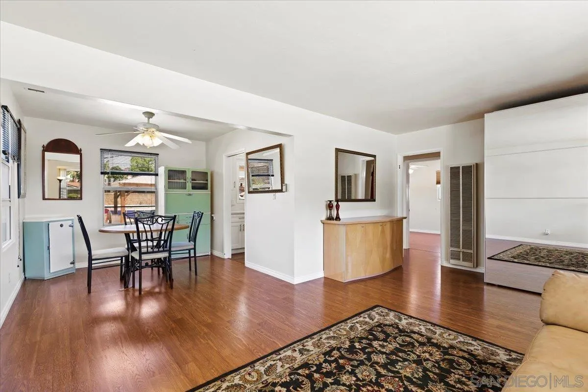 https://cdn.realtyfeed.com/cdn/127/250036305/bc932dbb96464d69878b296041576a5a.webp