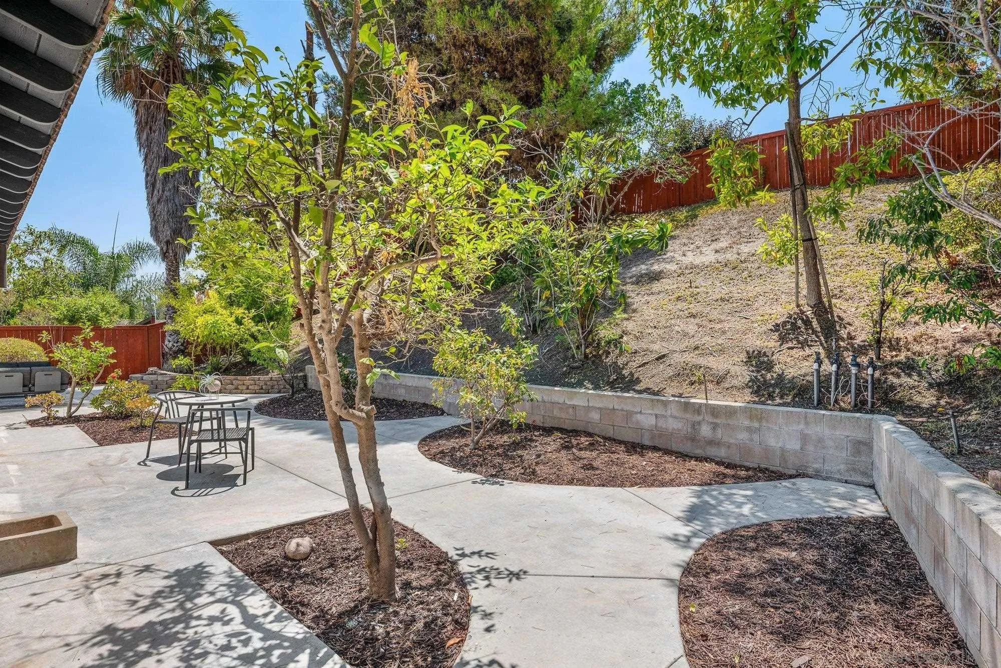 https://cdn.realtyfeed.com/cdn/127/250036306/05627fba48be83a999fe8daf95225b4a.webp