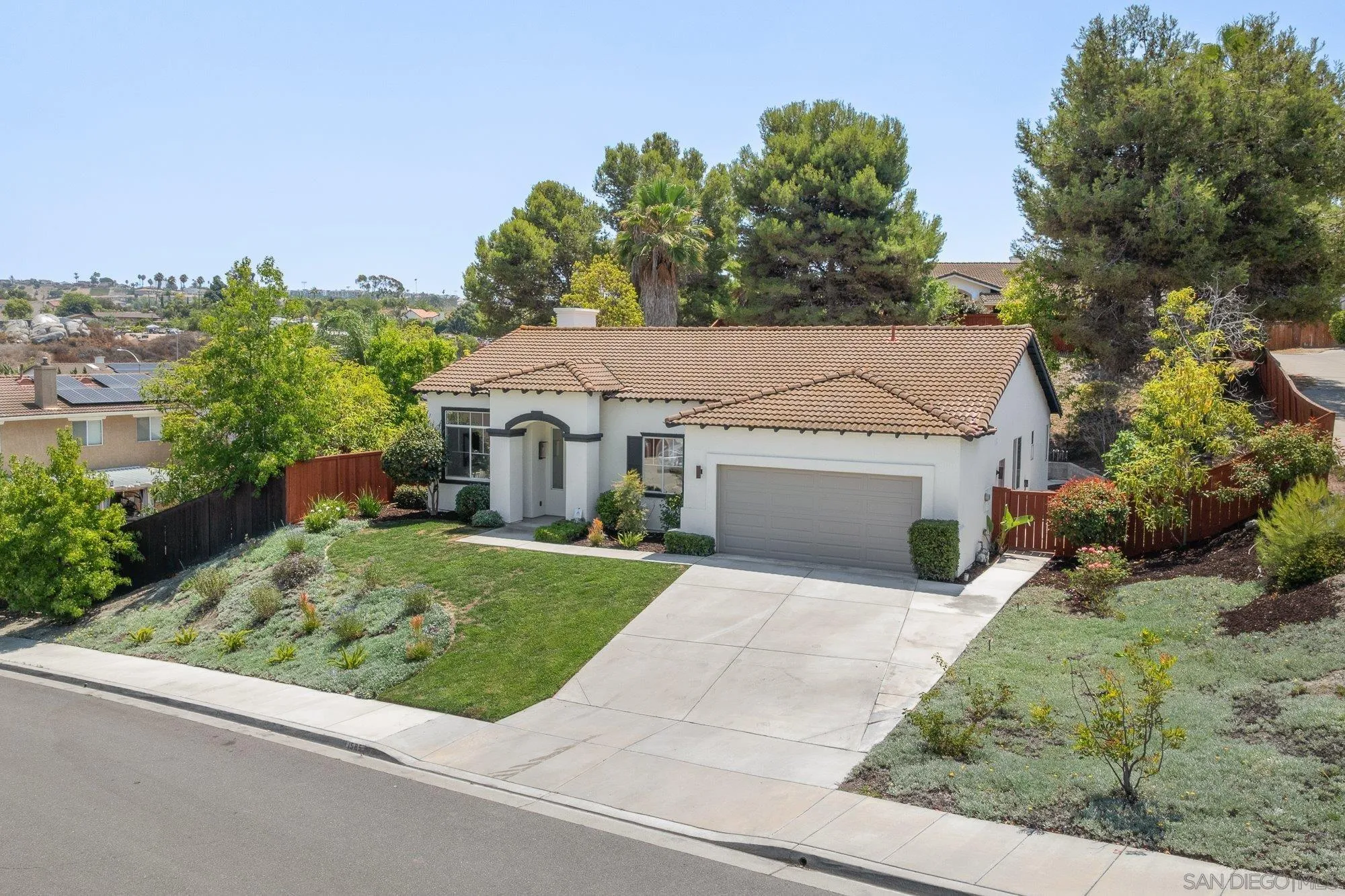 https://cdn.realtyfeed.com/cdn/127/250036306/26e543a027ab35e188708c9c0613dac2.webp