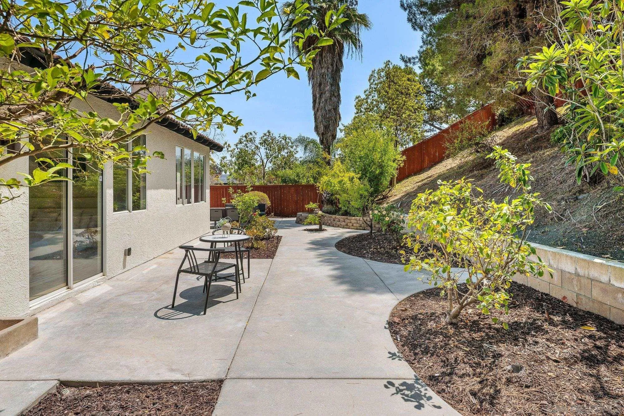 https://cdn.realtyfeed.com/cdn/127/250036306/2965c3bbcb7f2a109581b82aee84ec21.webp