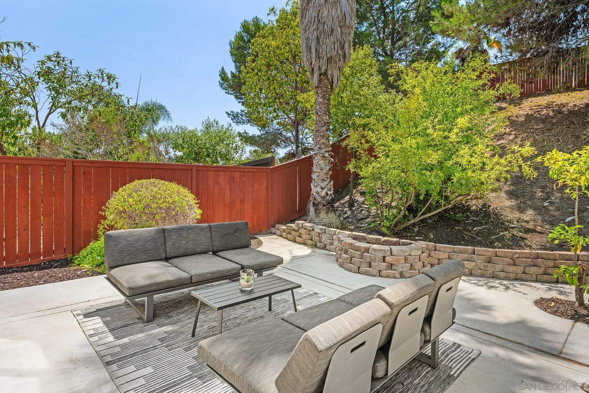 https://cdn.realtyfeed.com/cdn/127/250036306/854f25cac05662a5a850723d2fb218cd.webp