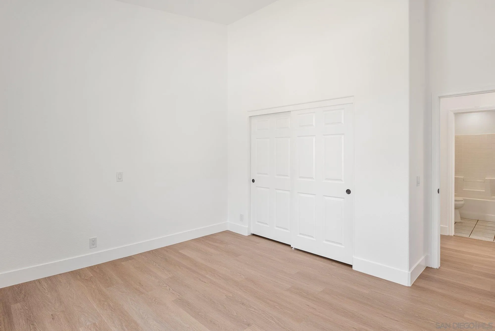 https://cdn.realtyfeed.com/cdn/127/250036306/af980928c12598e4185f006b649636ad.webp