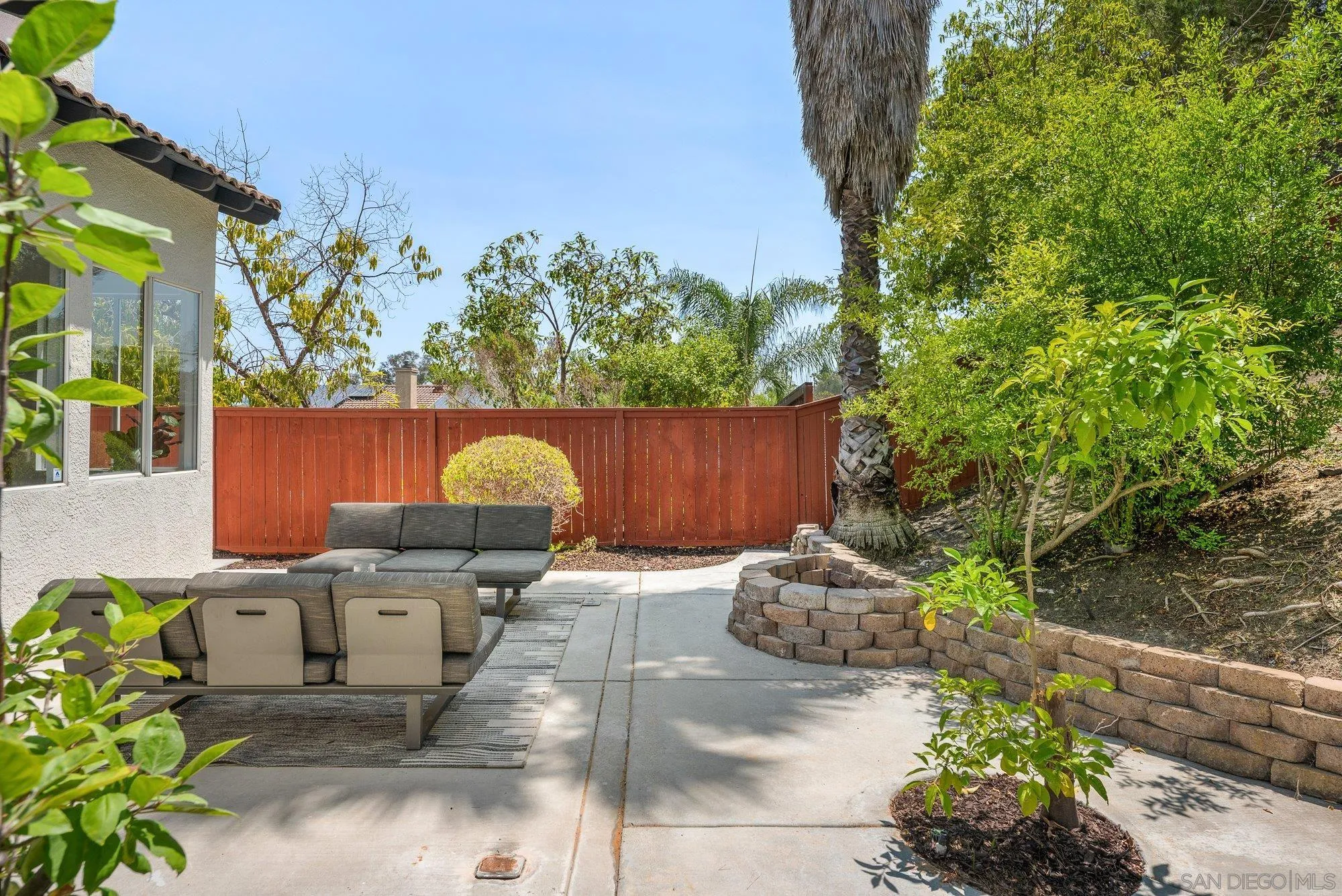 https://cdn.realtyfeed.com/cdn/127/250036306/da0eb344da9283e40ba35b91c2a9e7d9.webp
