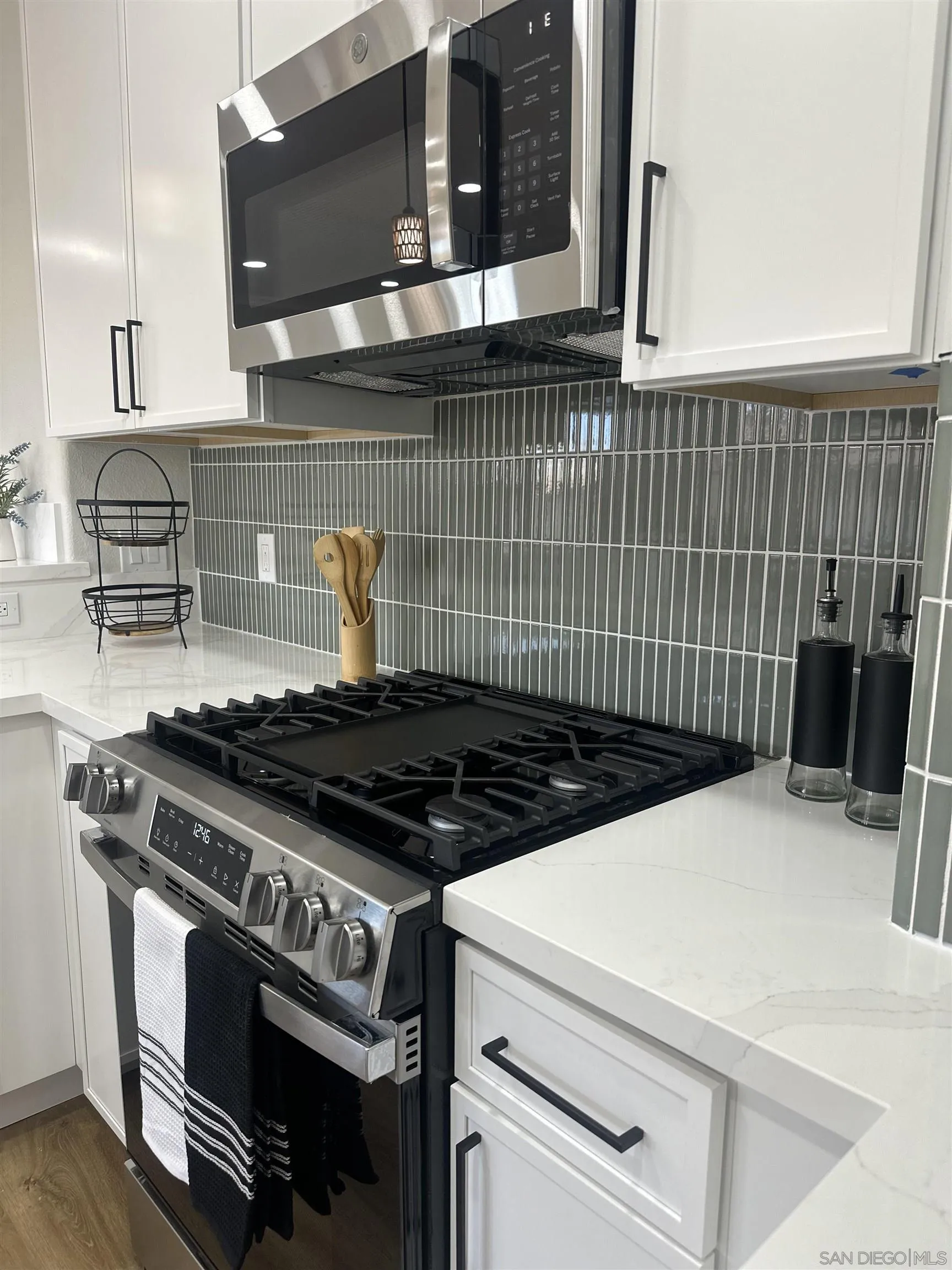Photo #6: 250036307 Listing 