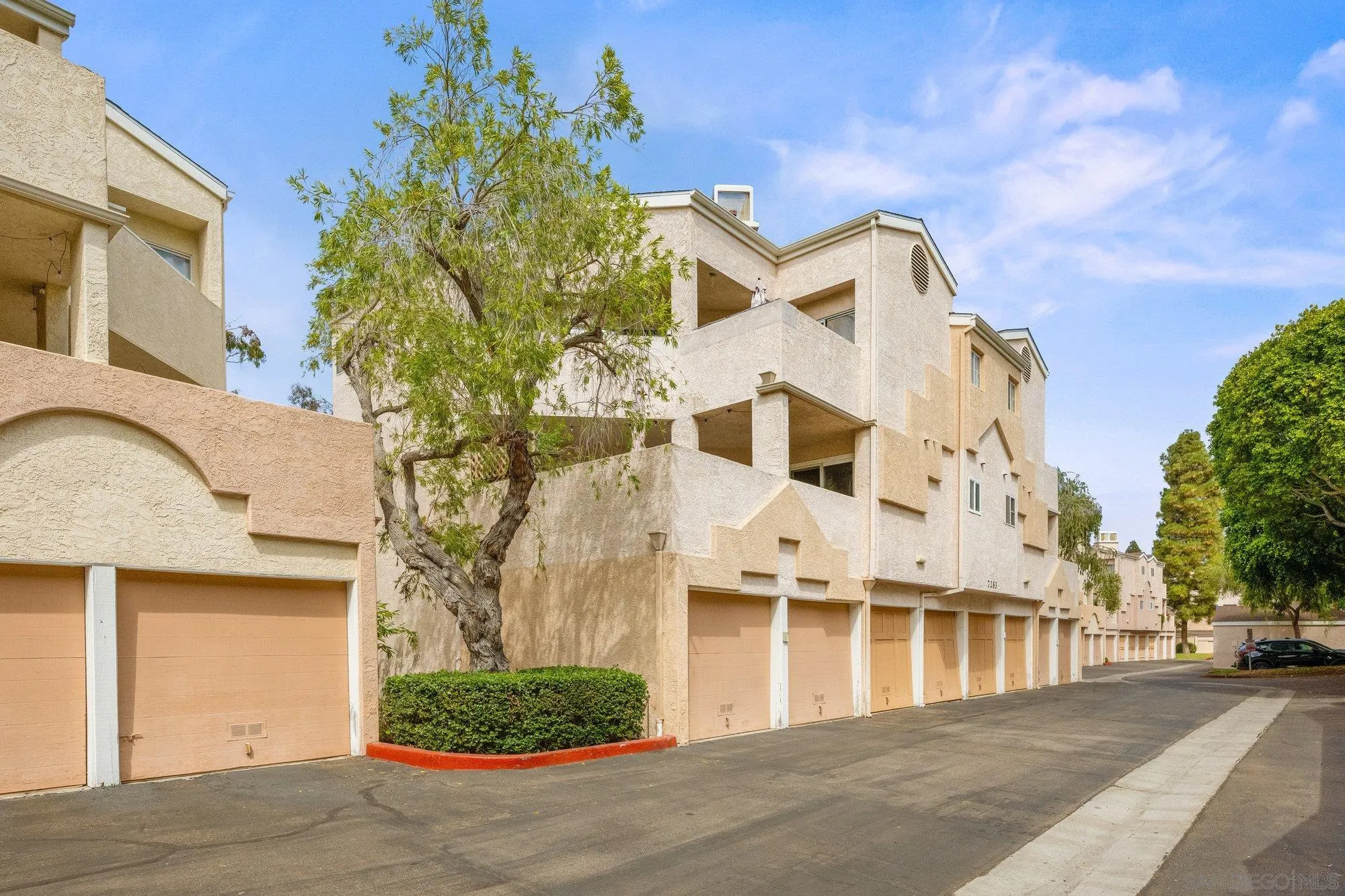 https://cdn.realtyfeed.com/cdn/127/250036308/a378f12a1cc7092b5754f16ddf261d8a.webp