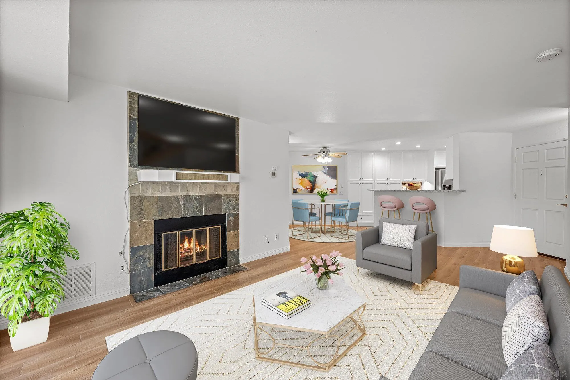 More Details about MLS # 250036308 : 7283 CAMINO DEGRAZIA UNIT 11