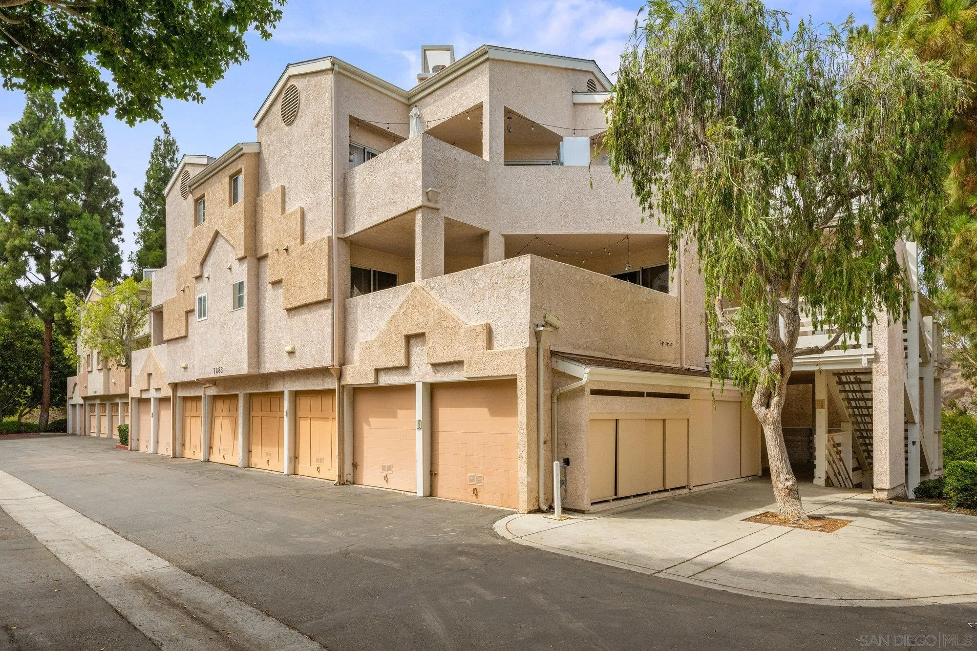https://cdn.realtyfeed.com/cdn/127/250036308/d39a752496cbffcccd4240e561462028.webp