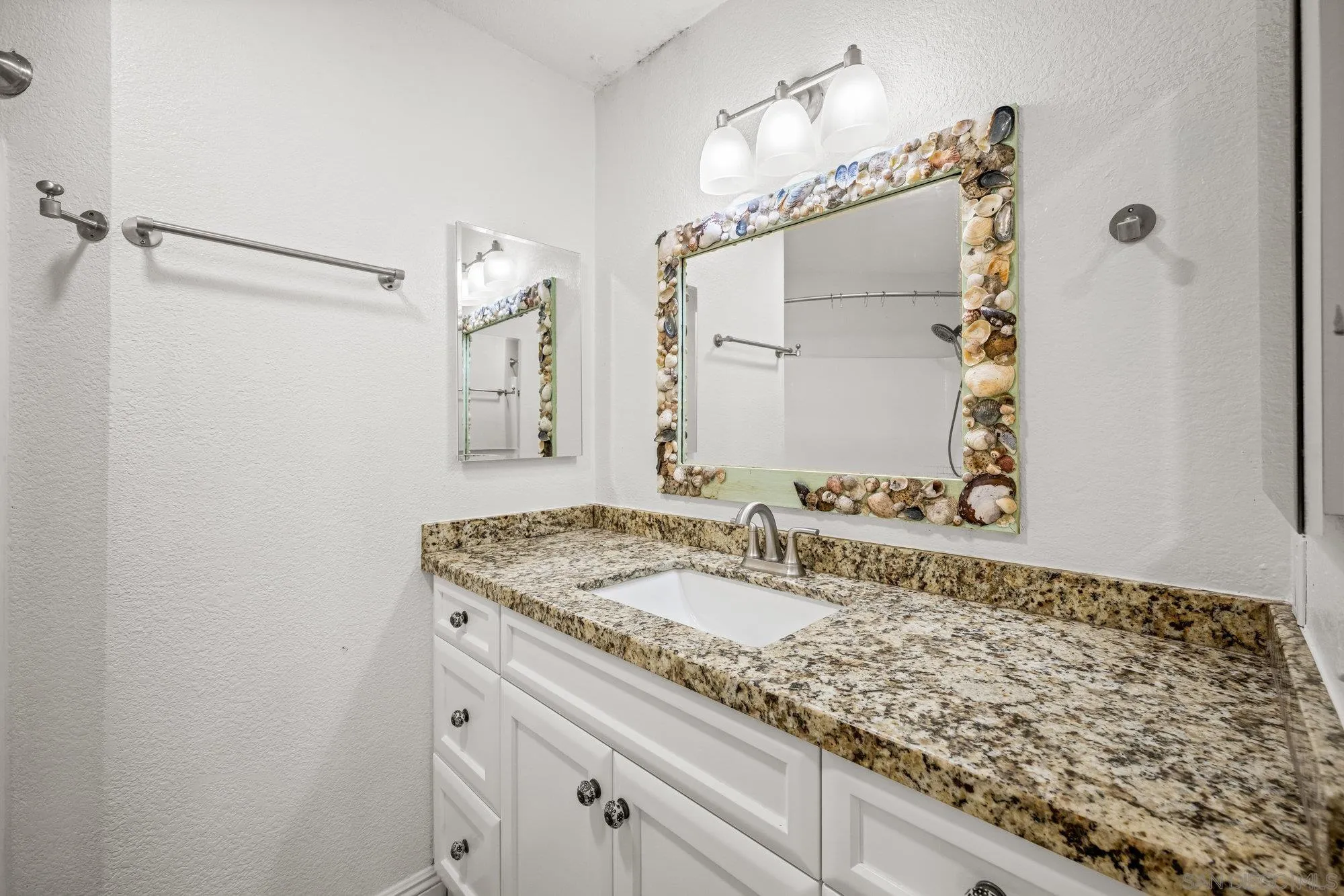 https://cdn.realtyfeed.com/cdn/127/250036308/dc6f5a4cdb15068a2a73f6bb1727d8fe.webp