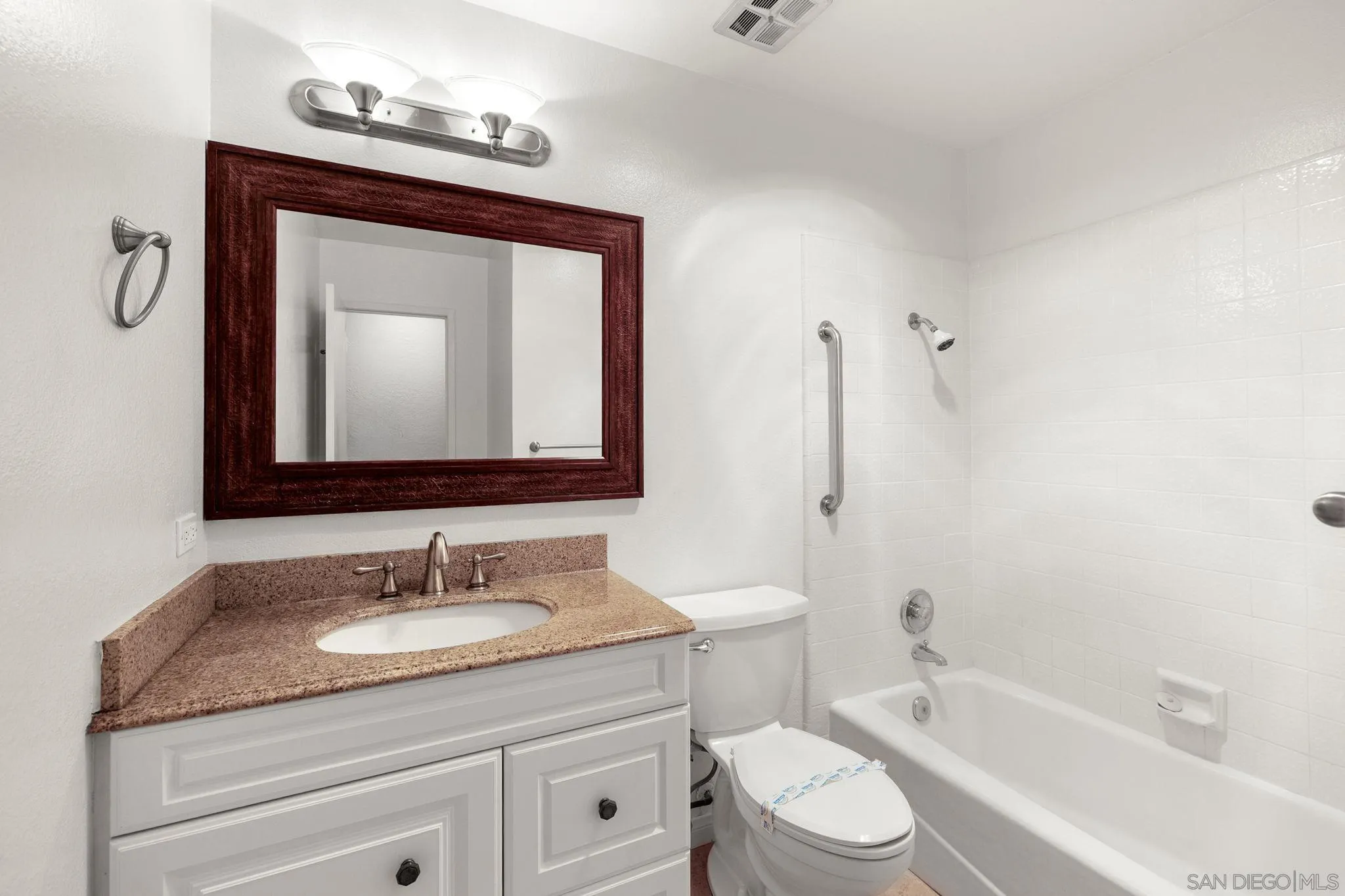 https://cdn.realtyfeed.com/cdn/127/250036311/23acea4519e2fc83c8e38cb3e11ddffa.webp
