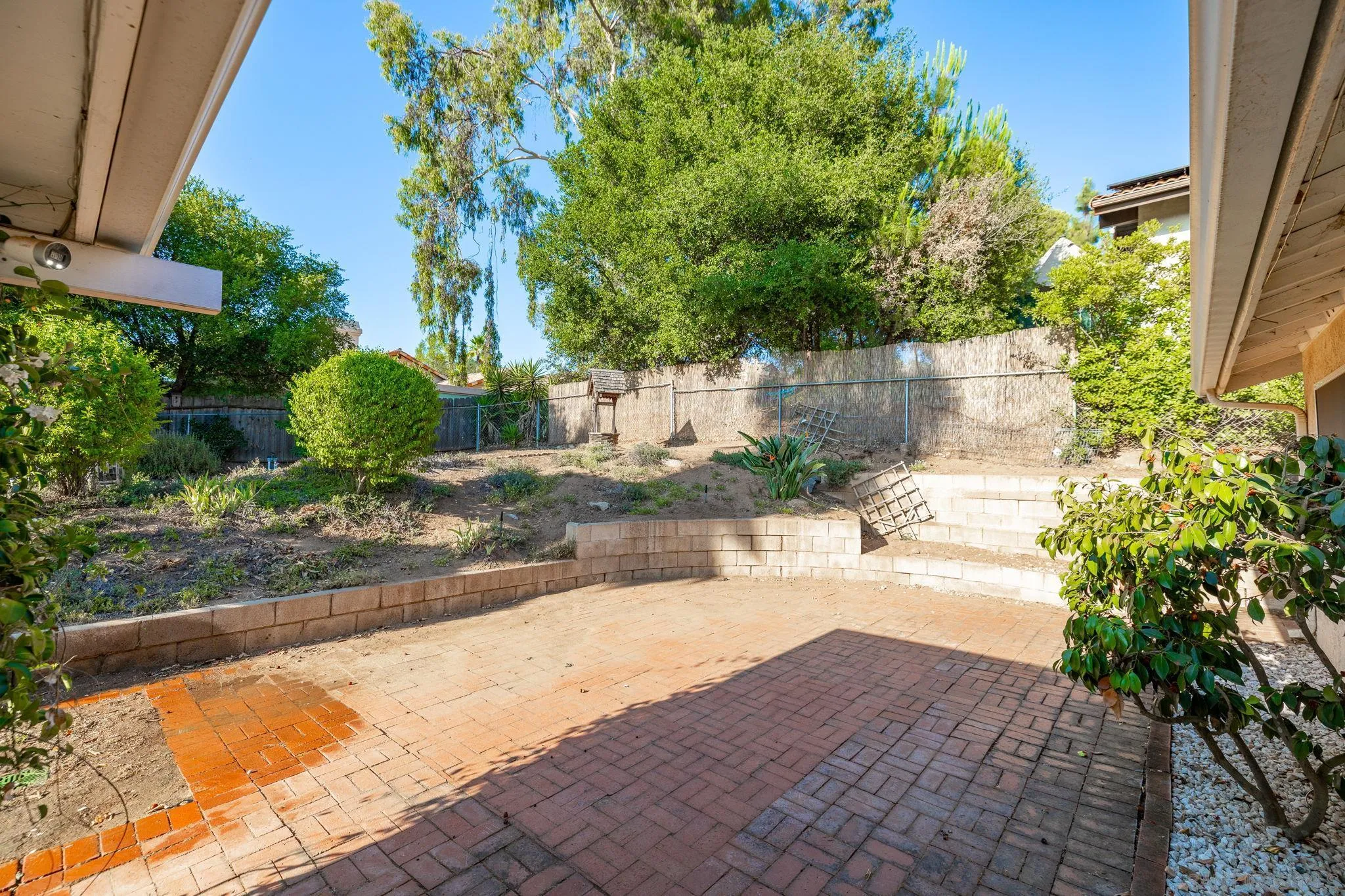 https://cdn.realtyfeed.com/cdn/127/250036311/49d74461ed6923e4a749c08fbefb49cf.webp