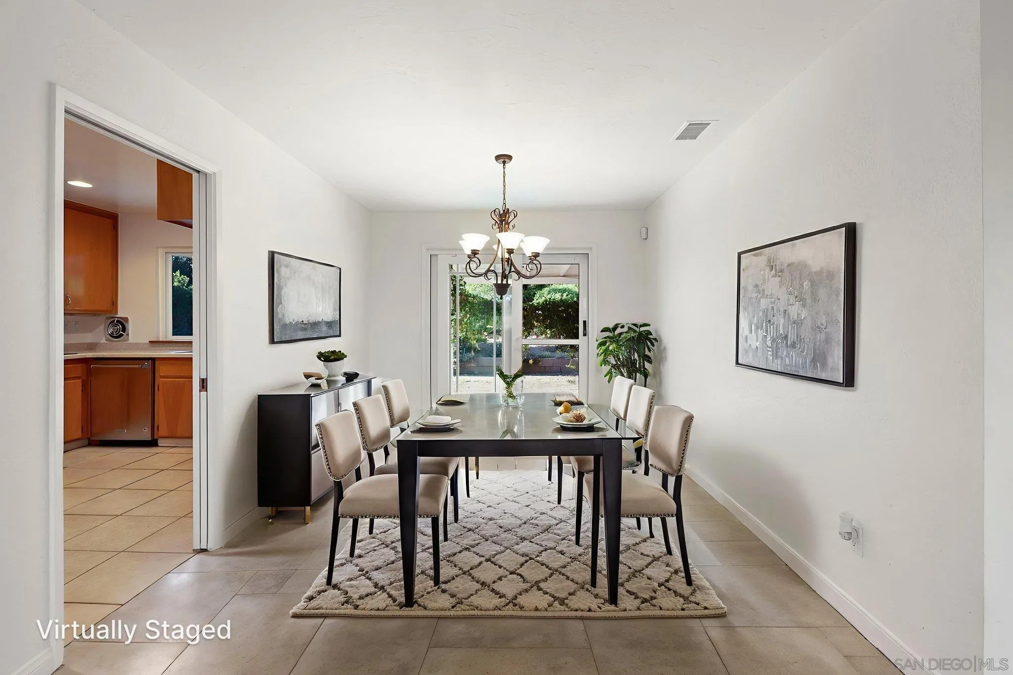 https://cdn.realtyfeed.com/cdn/127/250036311/d79c53824db5e788f1e1859e5892979b.webp