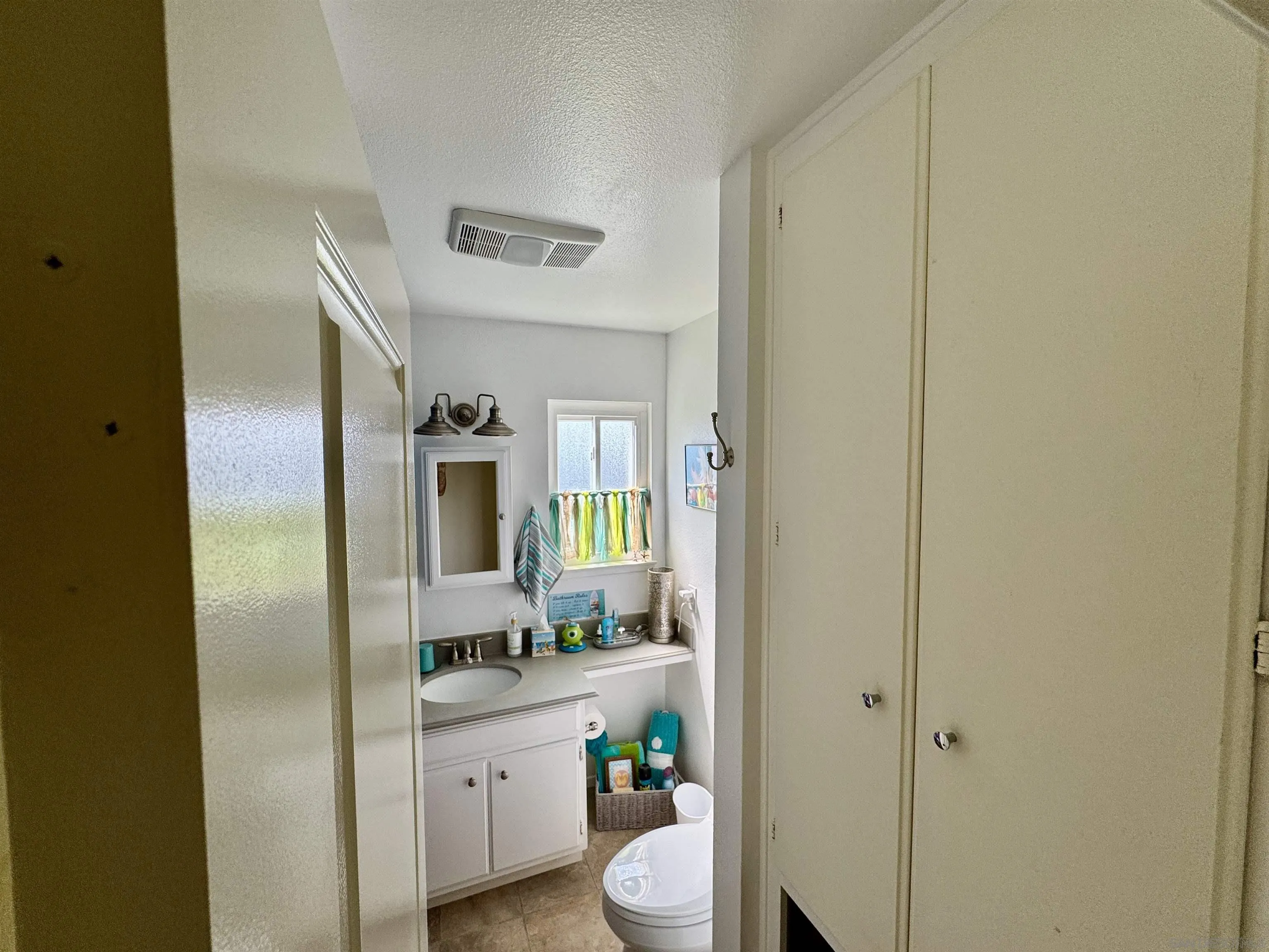 https://cdn.realtyfeed.com/cdn/127/250036313/a3d1b670fce41f437734d4192ef8ad6a.webp