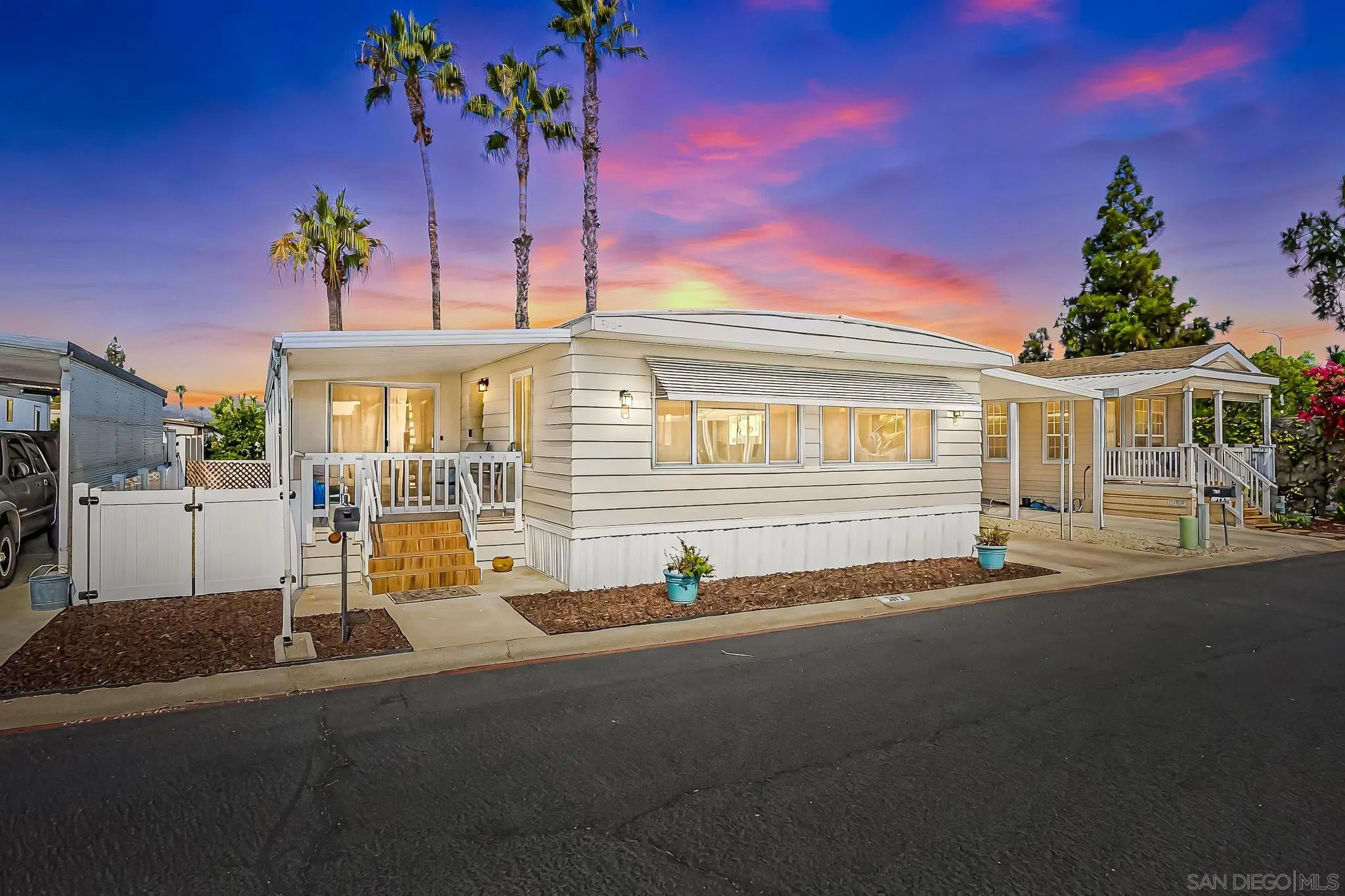 Santee, CA 92071