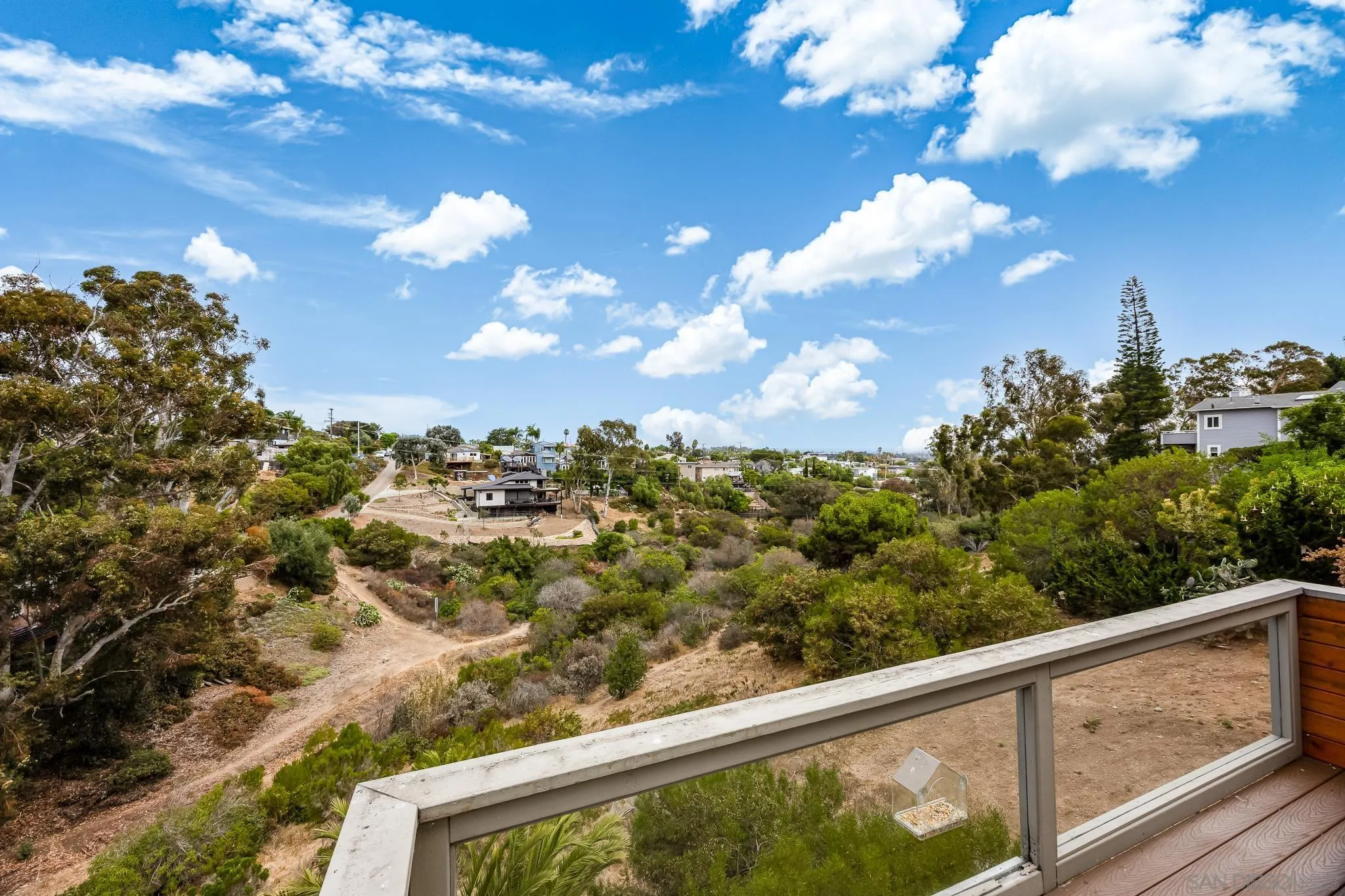 https://cdn.realtyfeed.com/cdn/127/250036317/5e56a2bfcc2092cf048f8720a66e637c.webp