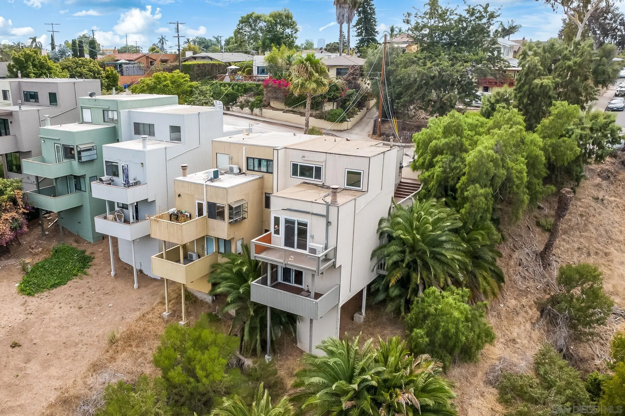 https://cdn.realtyfeed.com/cdn/127/250036317/5fc20d49db143927ddf464c24962cf6c.webp