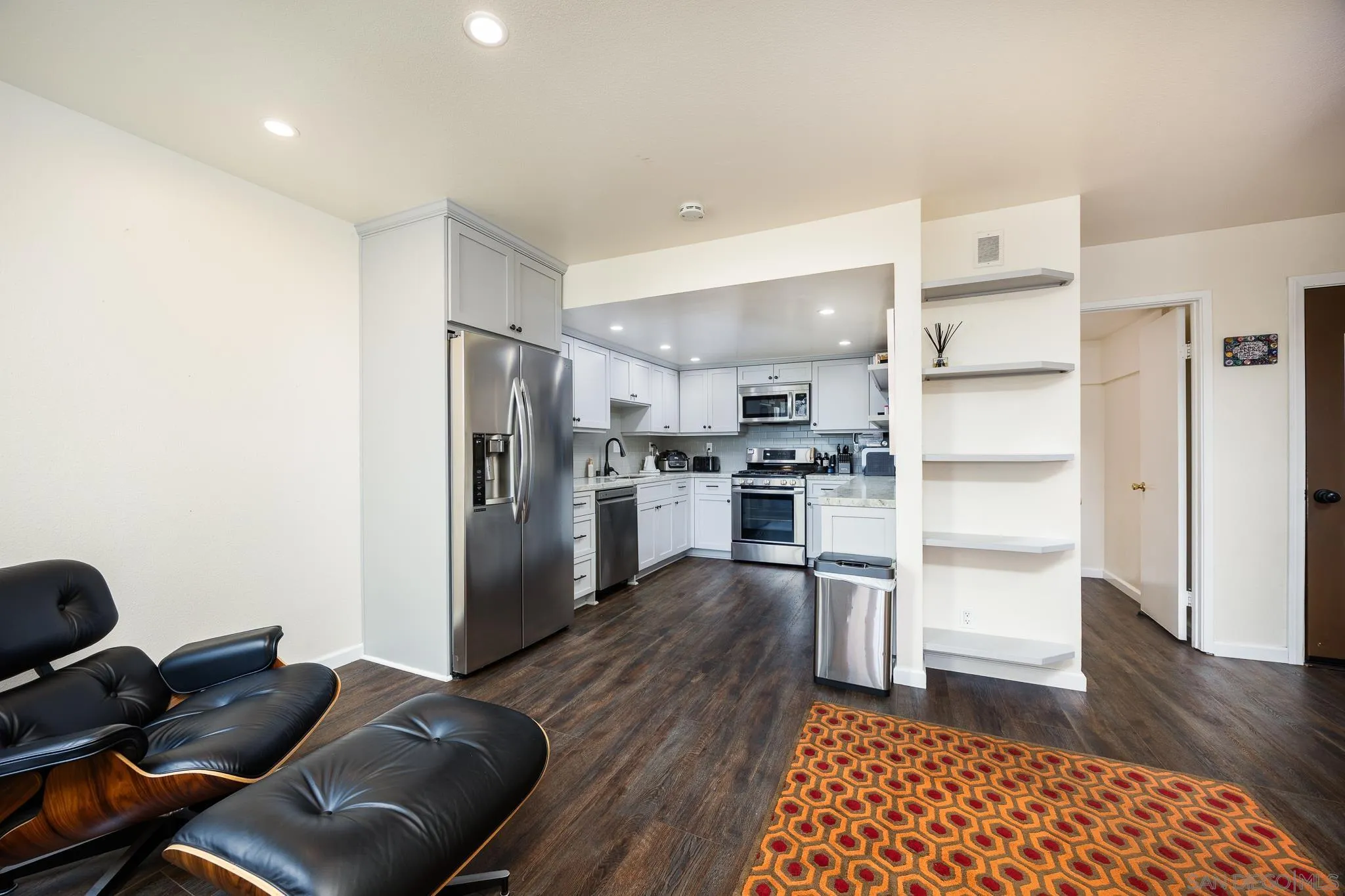 https://cdn.realtyfeed.com/cdn/127/250036317/a6c86ba6110cf75ffd8b00aa5b731f97.webp