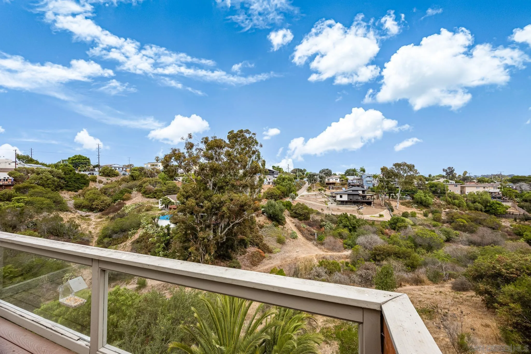 https://cdn.realtyfeed.com/cdn/127/250036317/bd8422e67c21803f61a340b5eedc46b9.webp