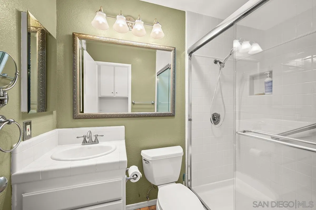 https://cdn.realtyfeed.com/cdn/127/250036318/28b918bc076df30376f349f94666ef19.webp