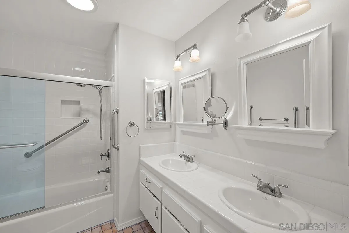 https://cdn.realtyfeed.com/cdn/127/250036318/9e6d55e33526ee12e7f0bfe2d44ebe51.webp