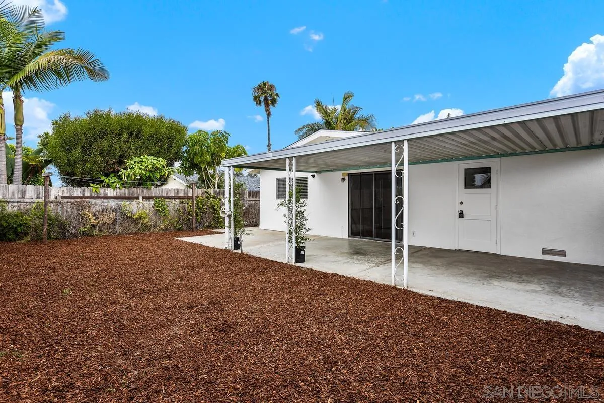 https://cdn.realtyfeed.com/cdn/127/250036319/9e4589dd177e8590e92dcca7a2135edd.webp